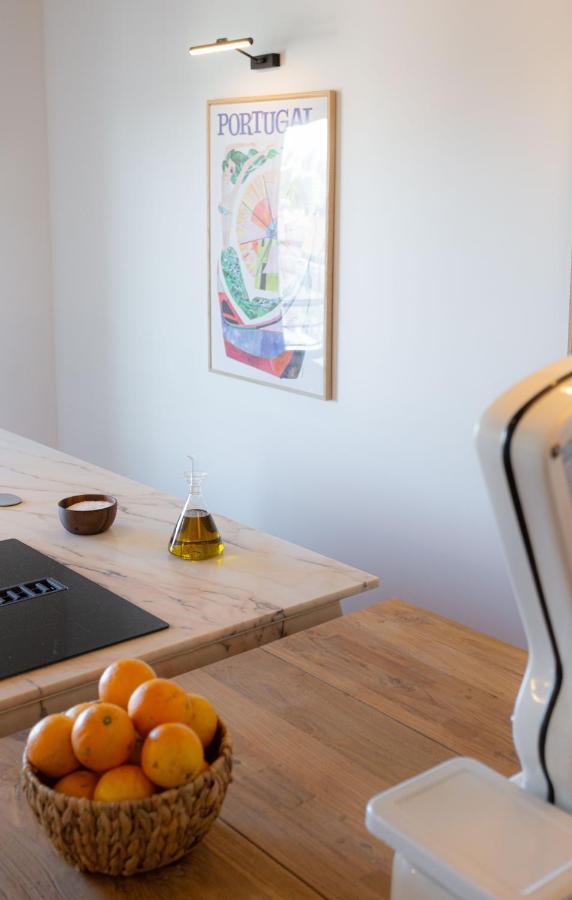 Maison d'hôtes Columbano - Boutique Ensuites, Cokitchen & Parking Lisboa