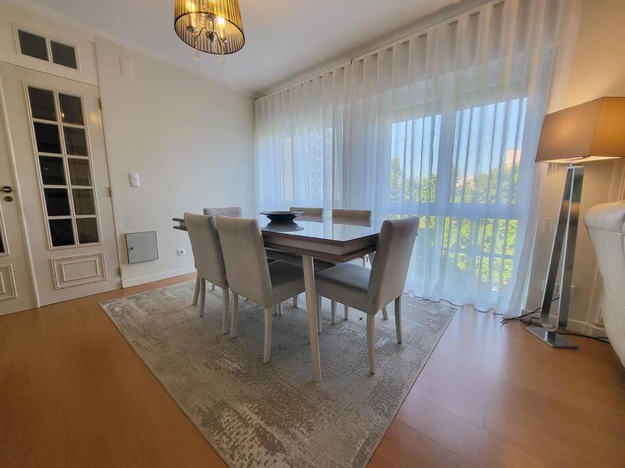 Family-friendly Flat 2br 2ba Metro Telheiras Appartement Lisboa