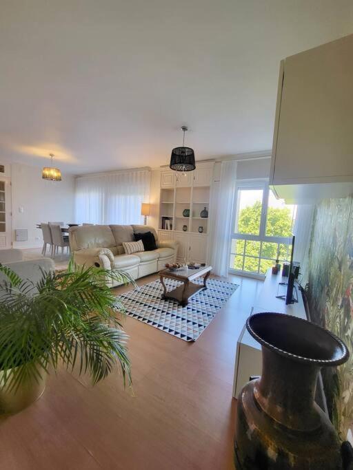 Family-friendly Flat 2br 2ba Metro Telheiras Appartement Lisboa