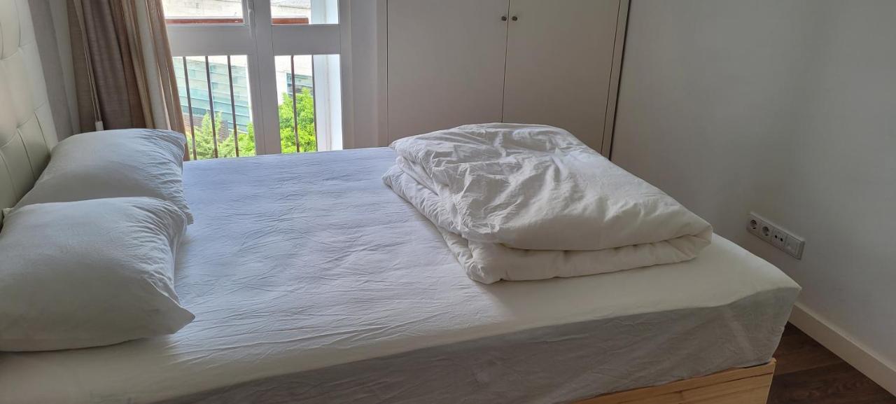 Comfy Near Metro * Lissabon