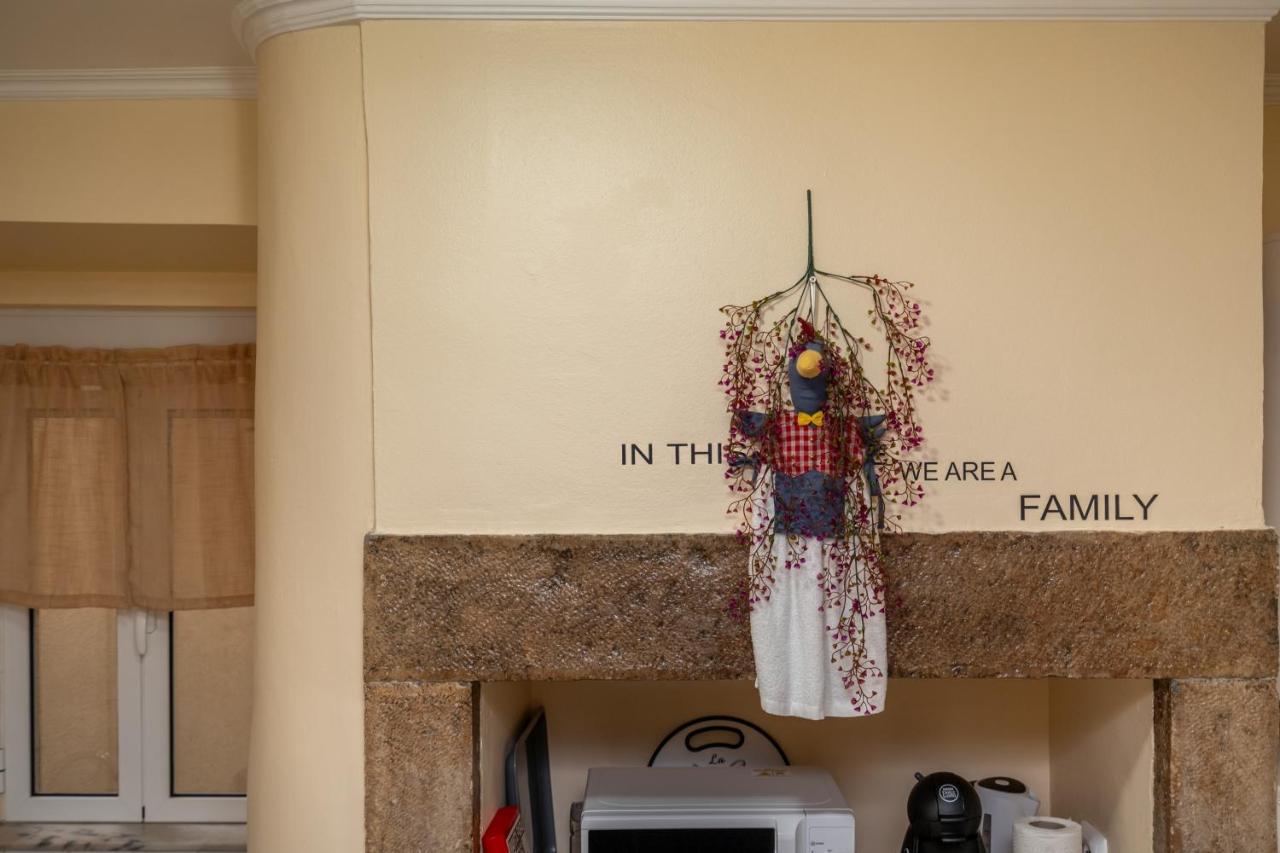 Cozy One Bedroom In Historic Location - Carmo Apartamento