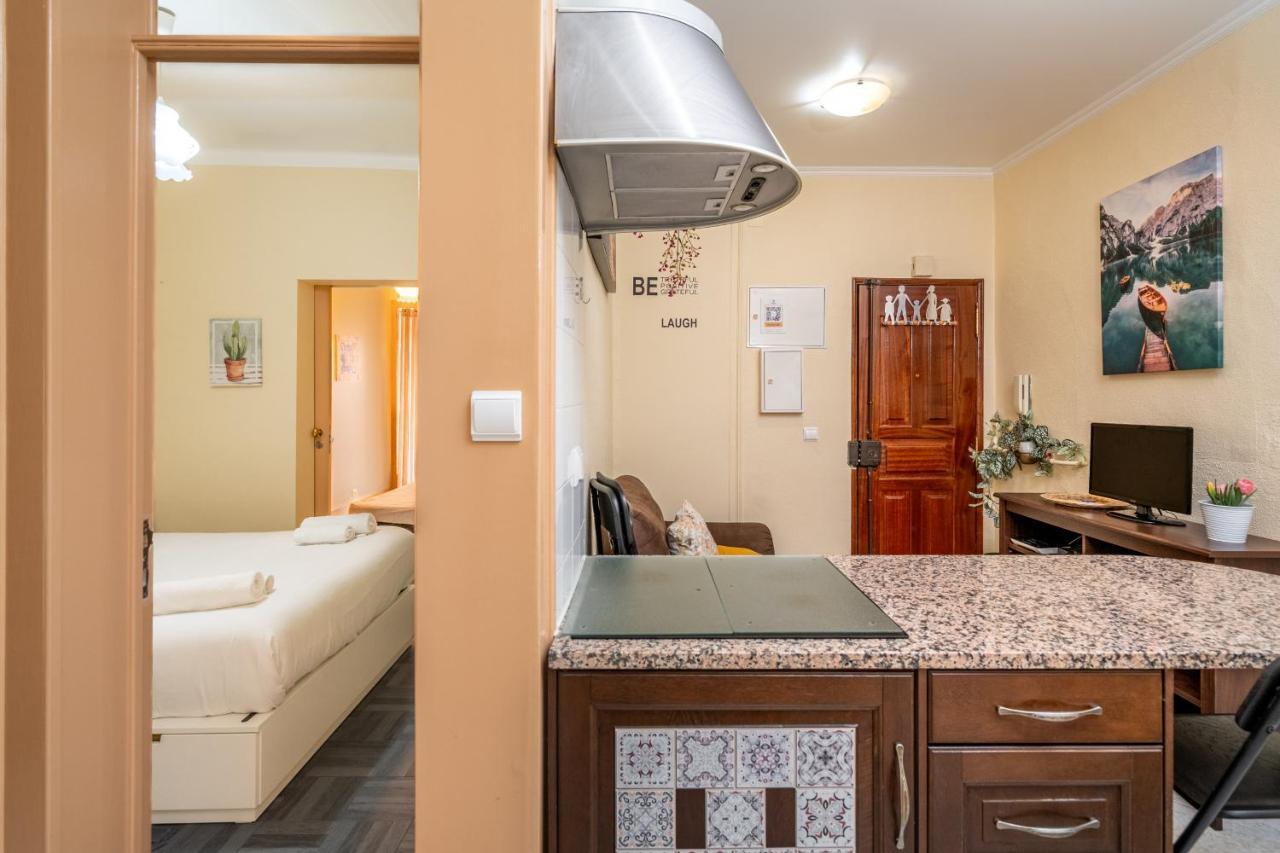 Cozy One Bedroom In Historic Location - Carmo Apartamento Lisboa