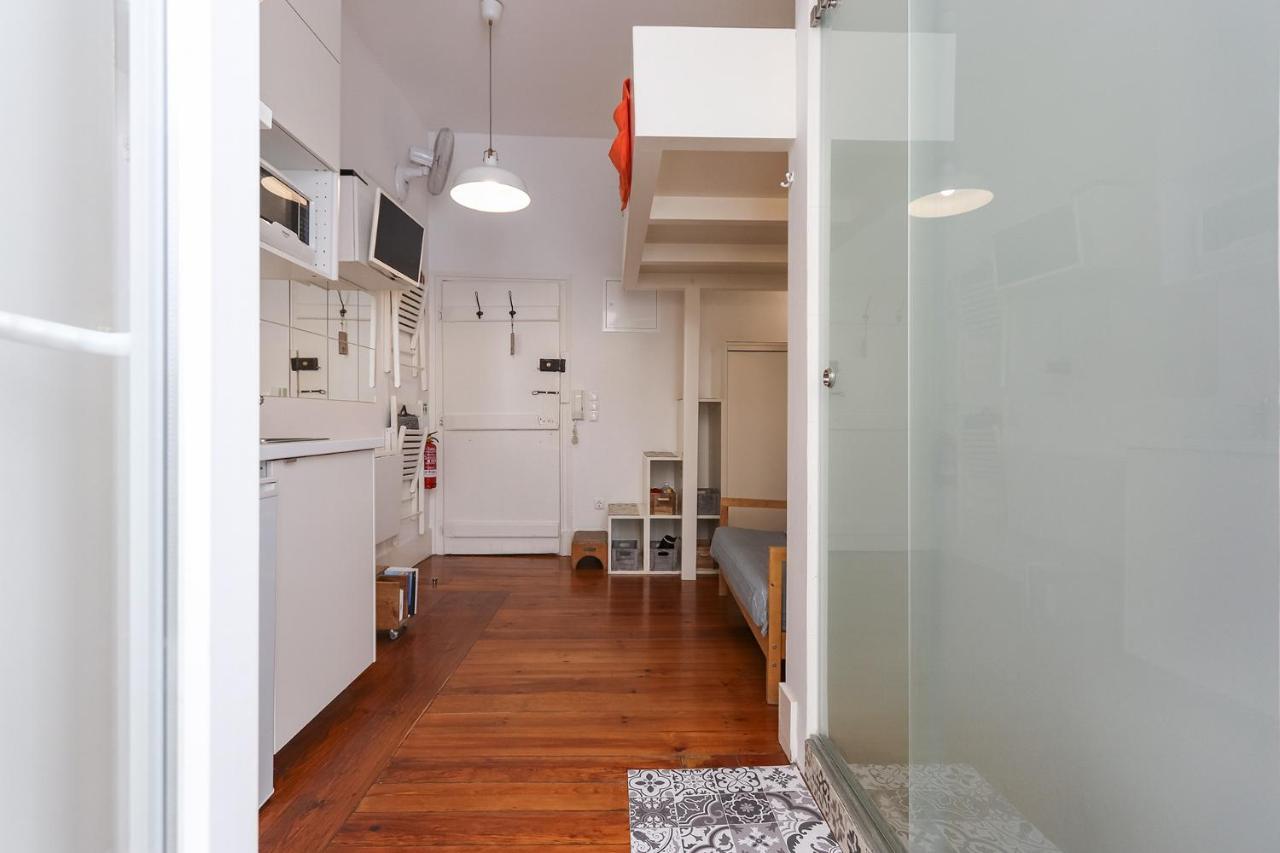 Apartment Santos Tiny By Homing