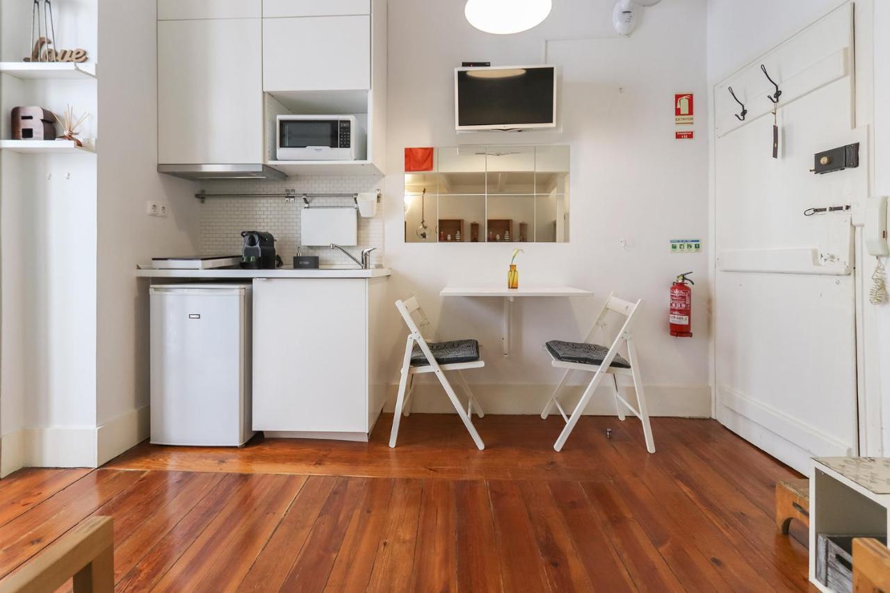 Santos Tiny By Homing Apartment Lisbon