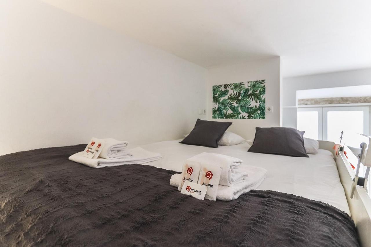 Santos Tiny By Homing Lisbon
