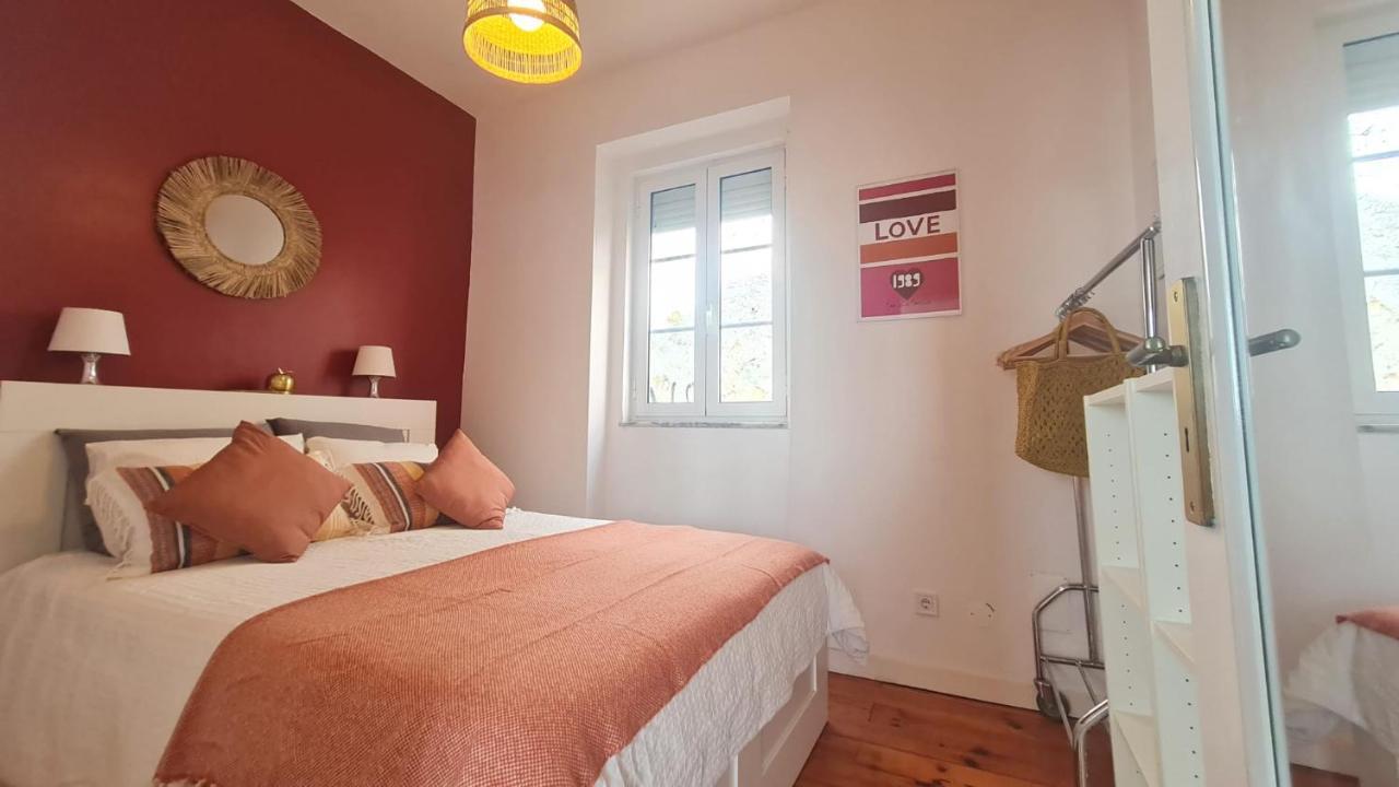 Happy - With A View, Private Terrace & Ac Appartement Lisboa