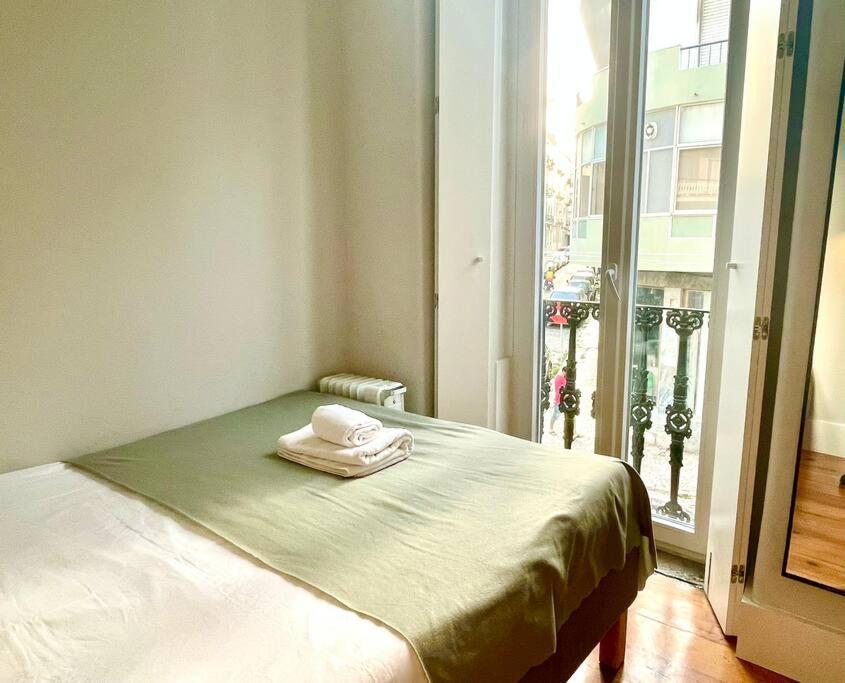 Rs1e Cozy, New Ac! Quiet & Central, Perfect Stay! * Lissabon