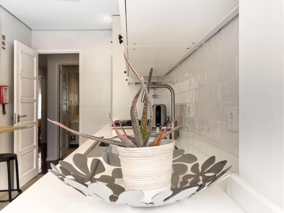 Olaias 2bed Near Metro *
