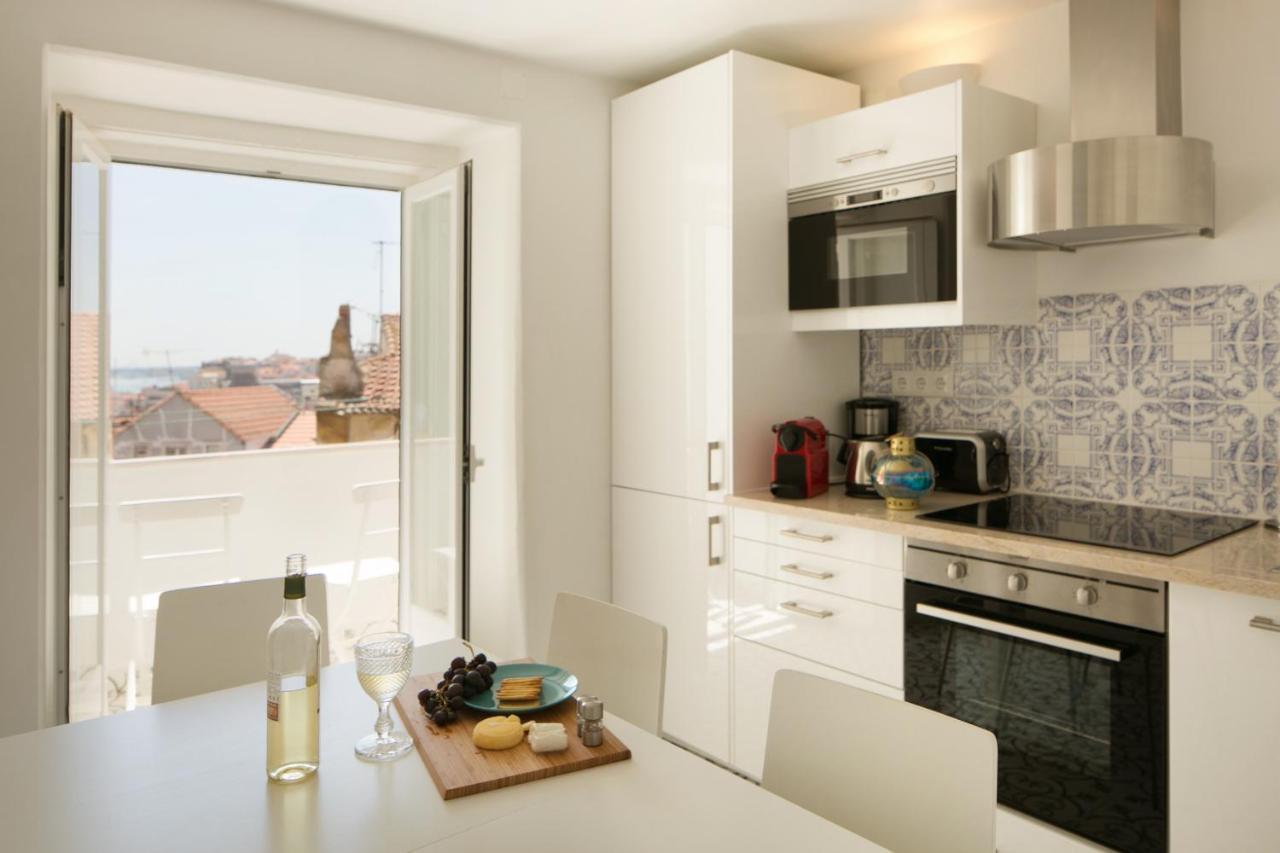 Com Varanda No Centro De Lisboa, Ttl269 Apartment