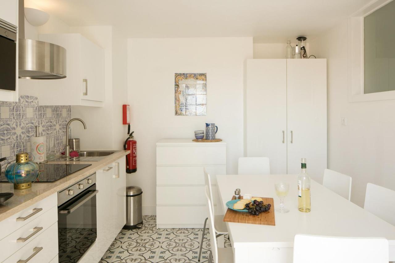 Com Varanda No Centro De Lisboa, Ttl269 Apartment