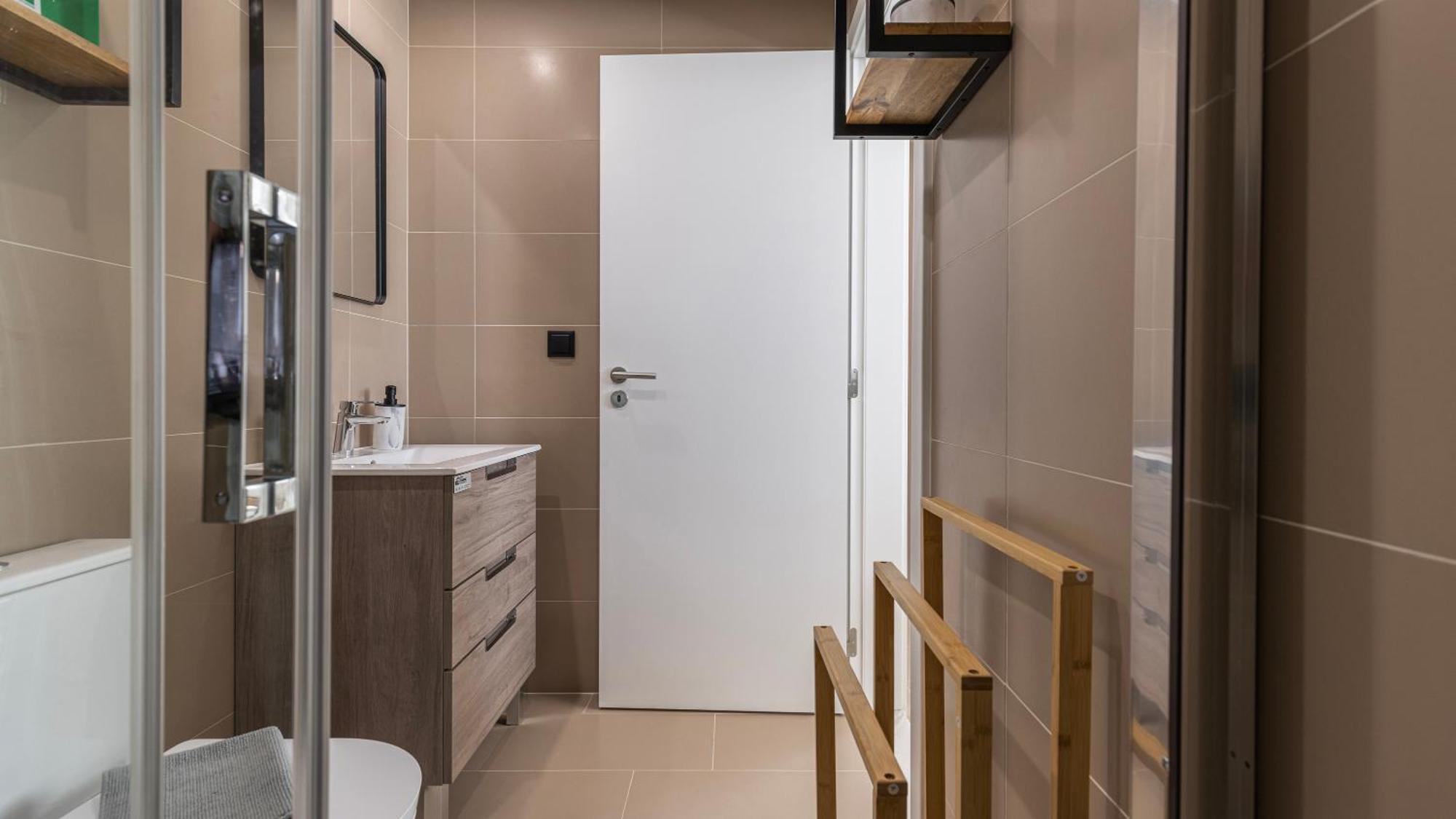 Amazing 3bdr Duplex In By Lovelystay