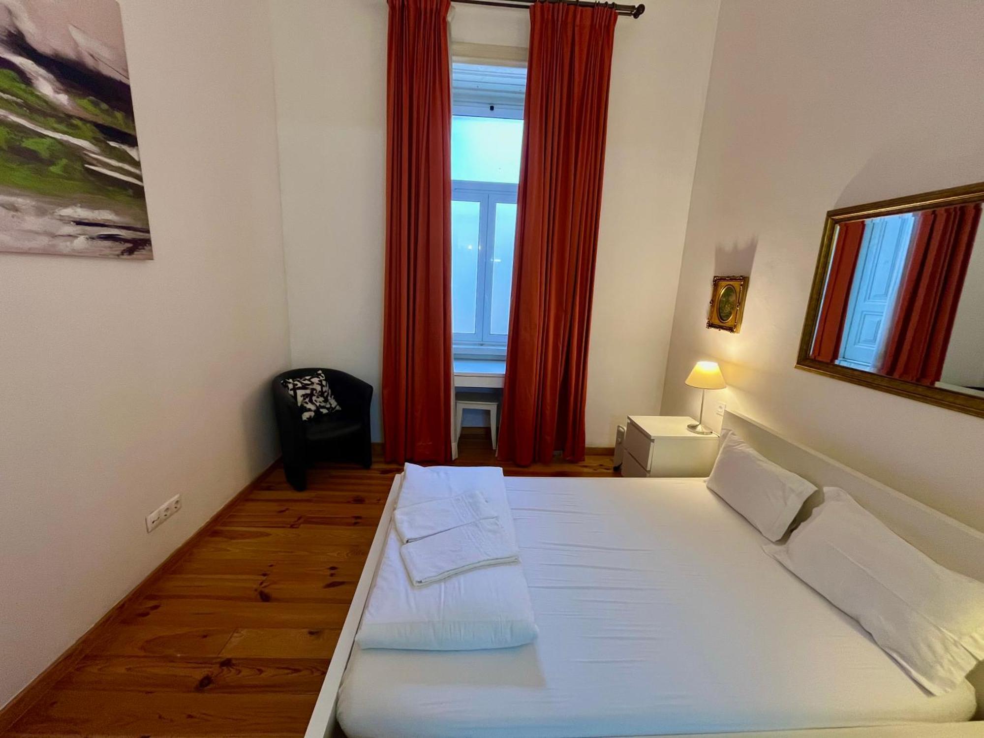 3 Bedroom, 2 Bathroom - Palma Lisboa