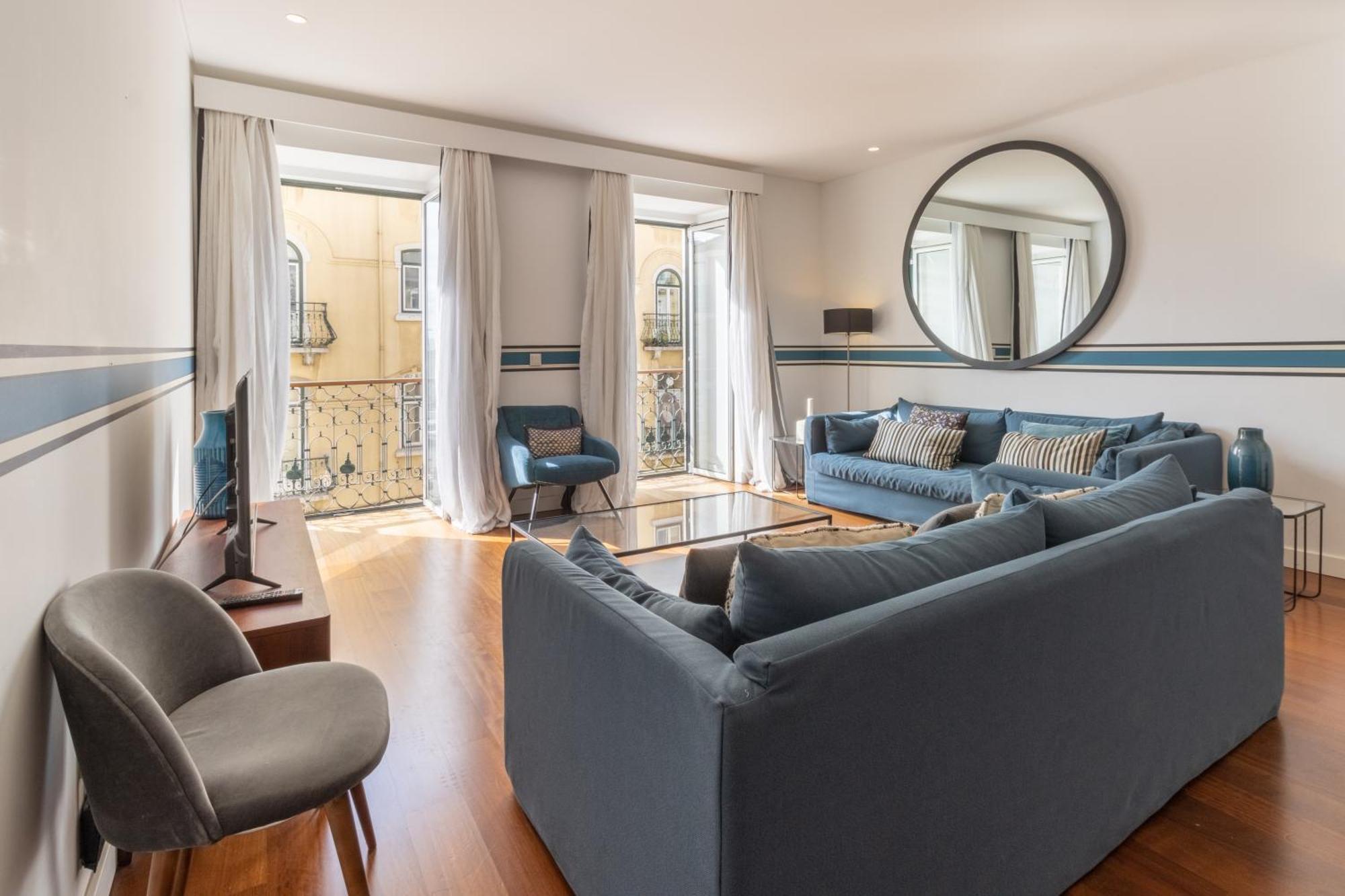 Modern 3br, Terrace, Ac/heating & Self Check-in Apartment