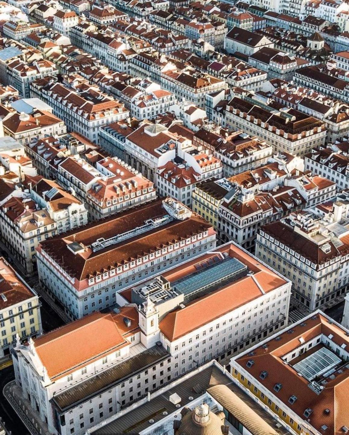 Alfama Historical 3 Bedroom Duplex * Lisboa