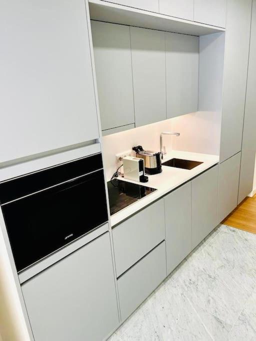 Apartamento Crespo High Class Next To Saldanha Lisboa