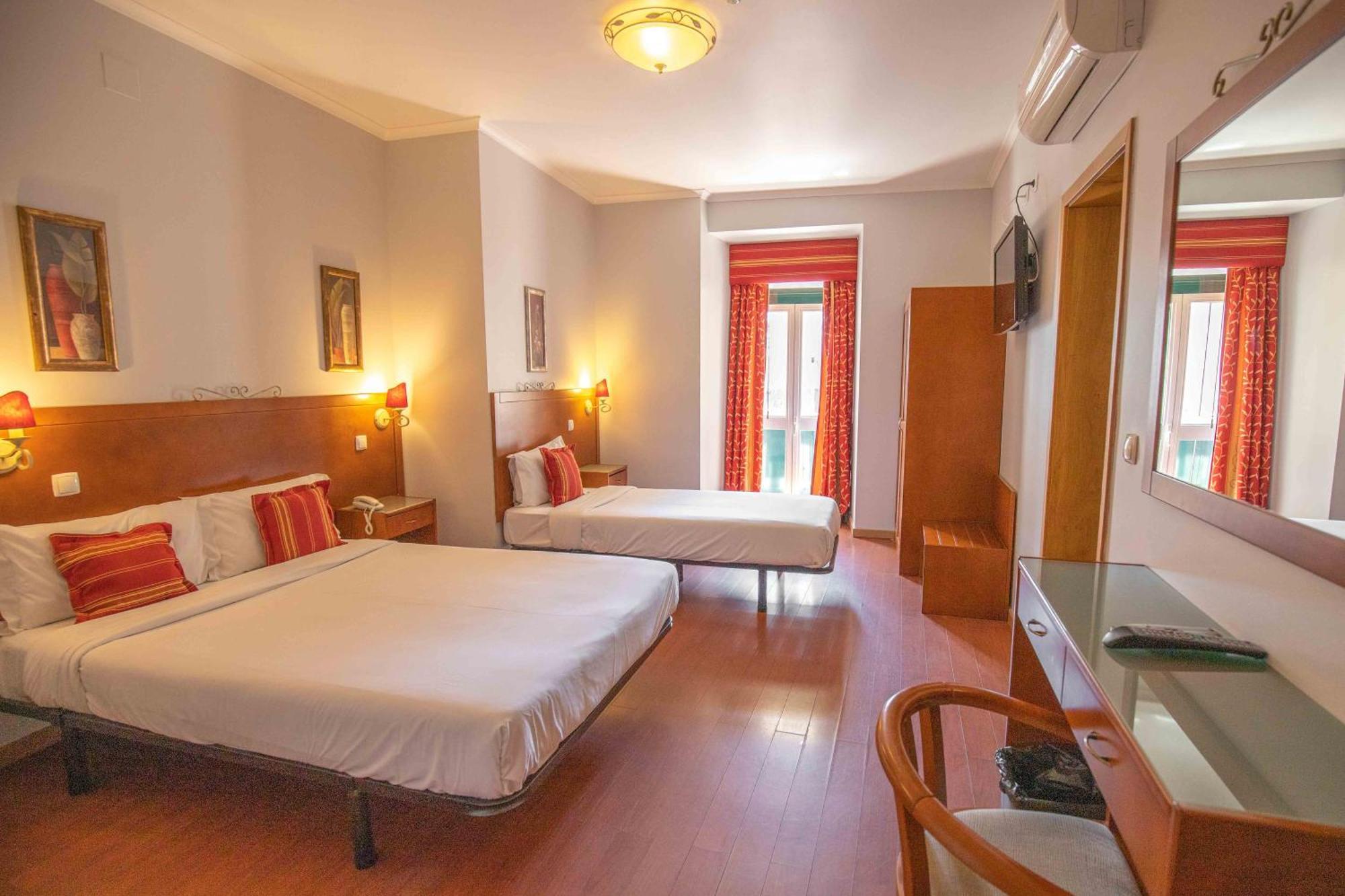 Grande Pensao Residencial Alcobia Hotel