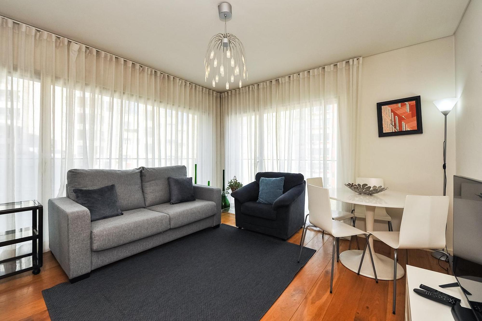 Sunny & Bright Amoreiras - Checkinhome