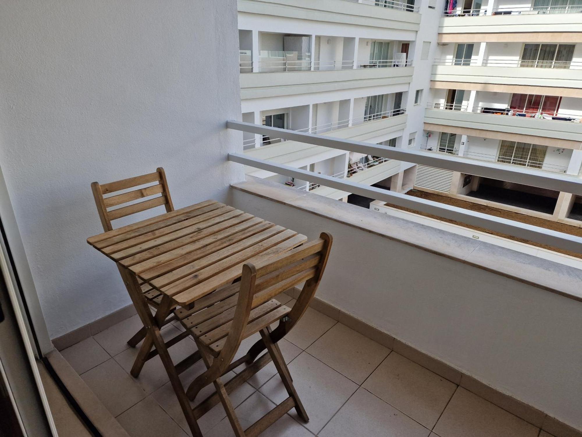 Riverside Tranquility Appartement