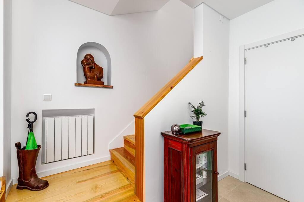 Augusto - A Family House With Pool In The Heart Of