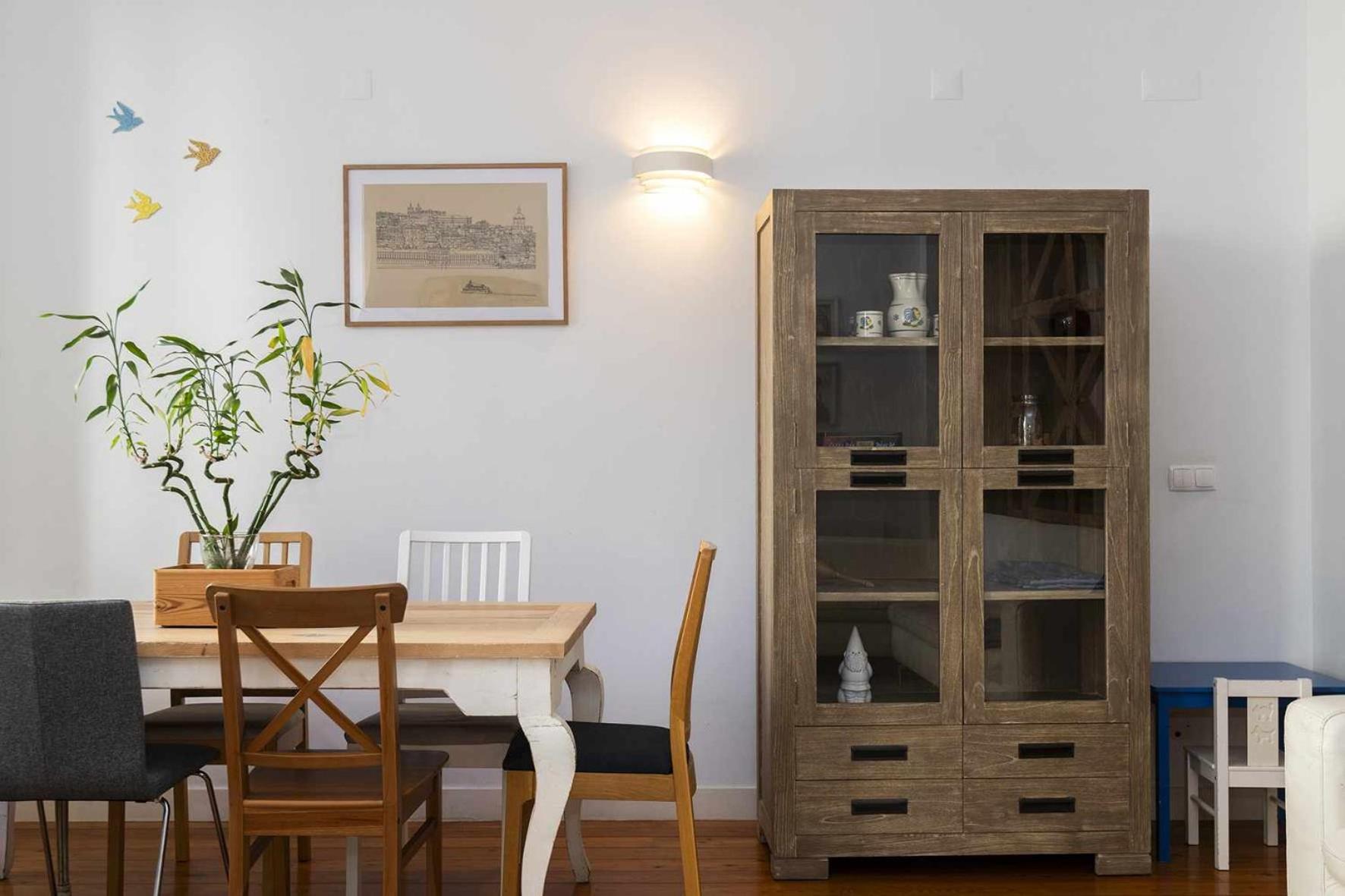 Pombalino Design Em Baixachiado