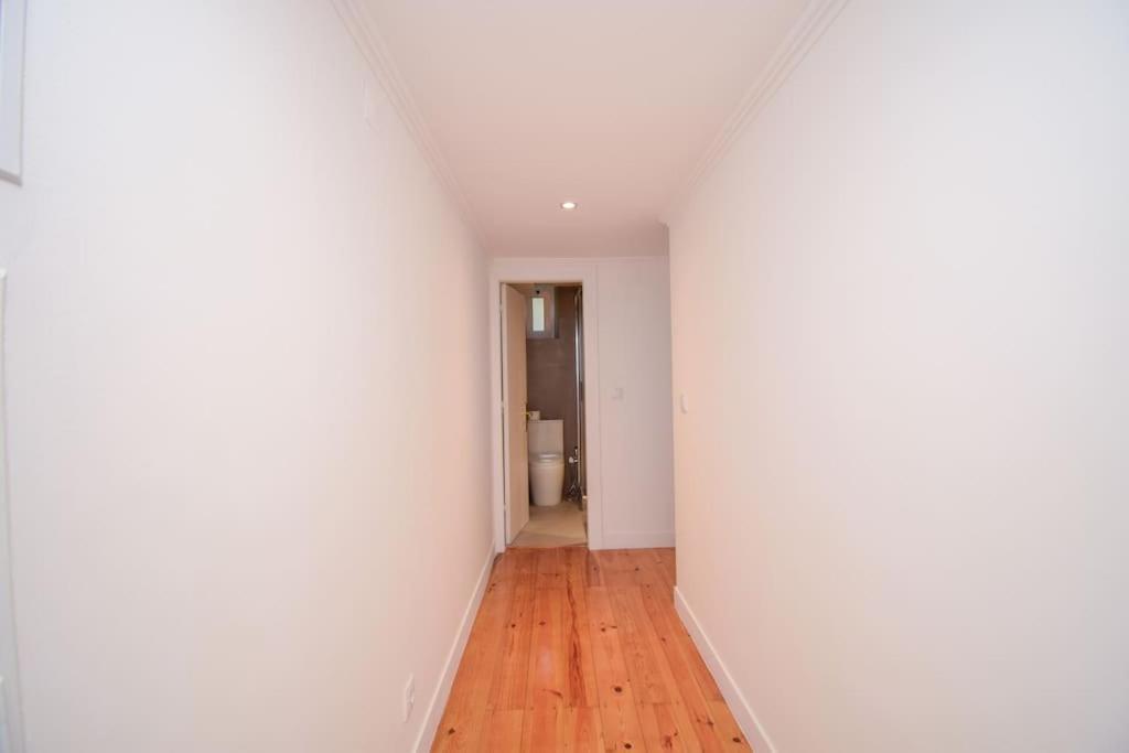 Apartment Oleiro 7 *