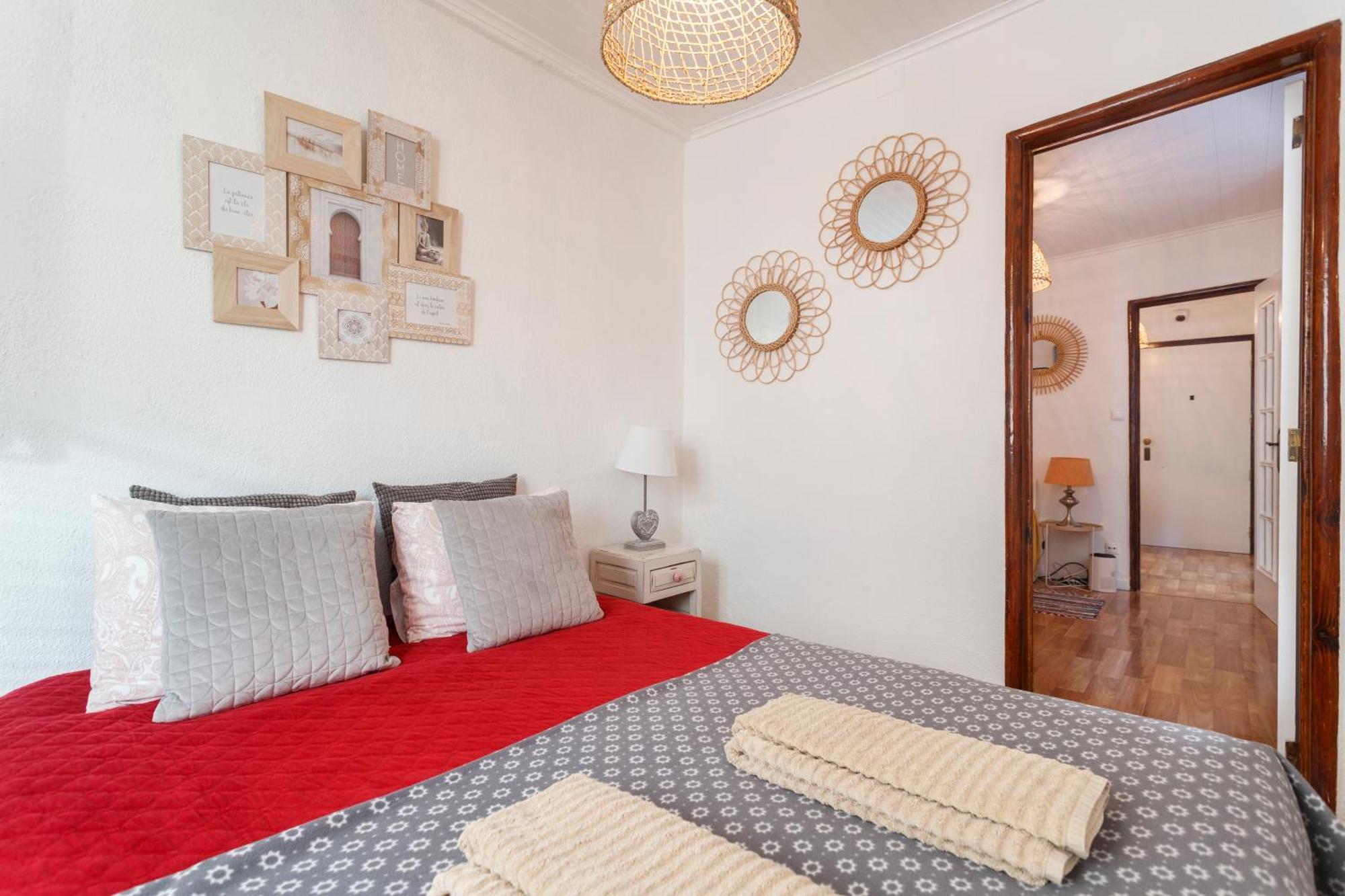 Lov'alfama, At In Lisbon