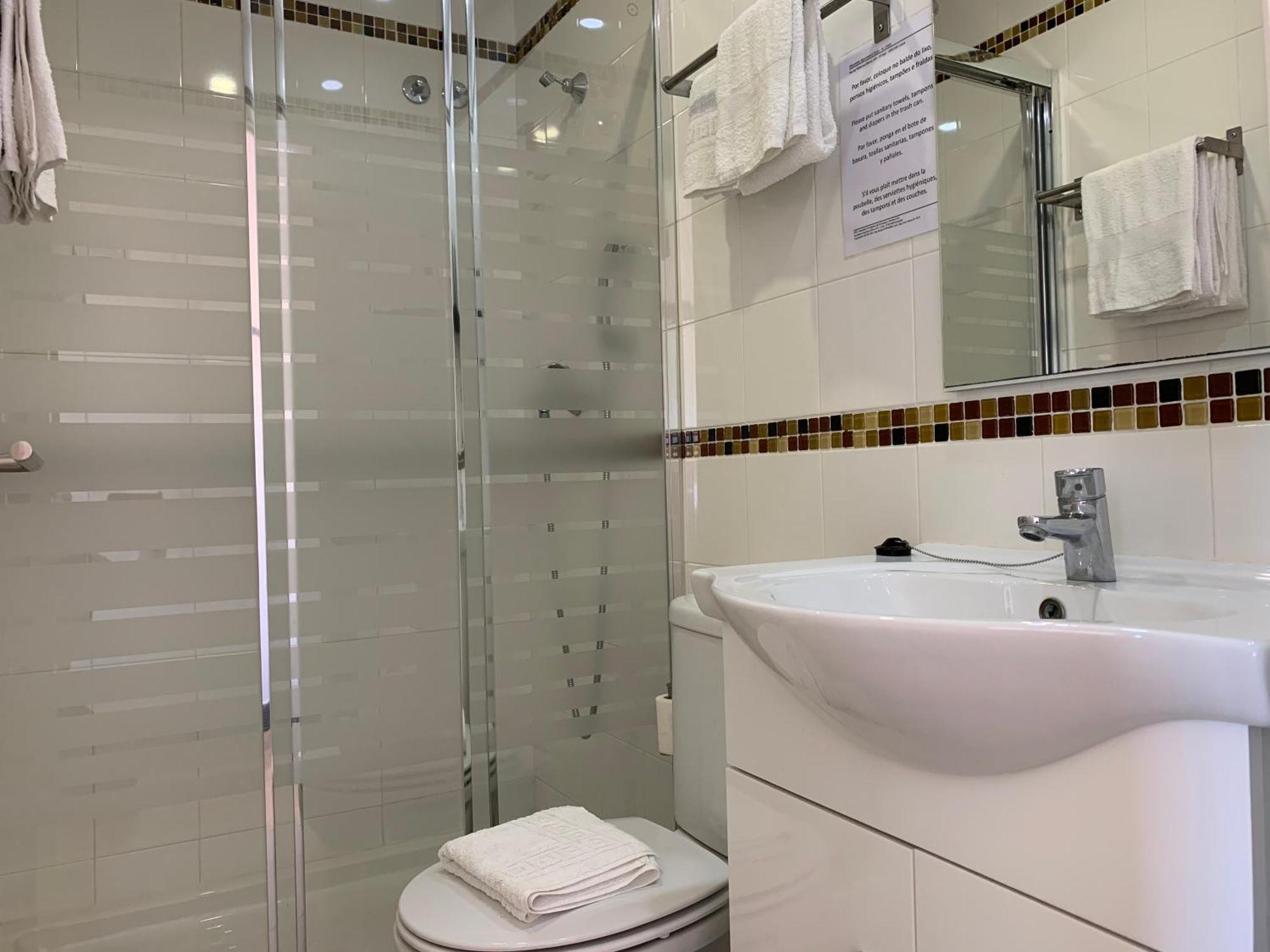 Discovery Expo - Aeroporto Guest house Lisbon