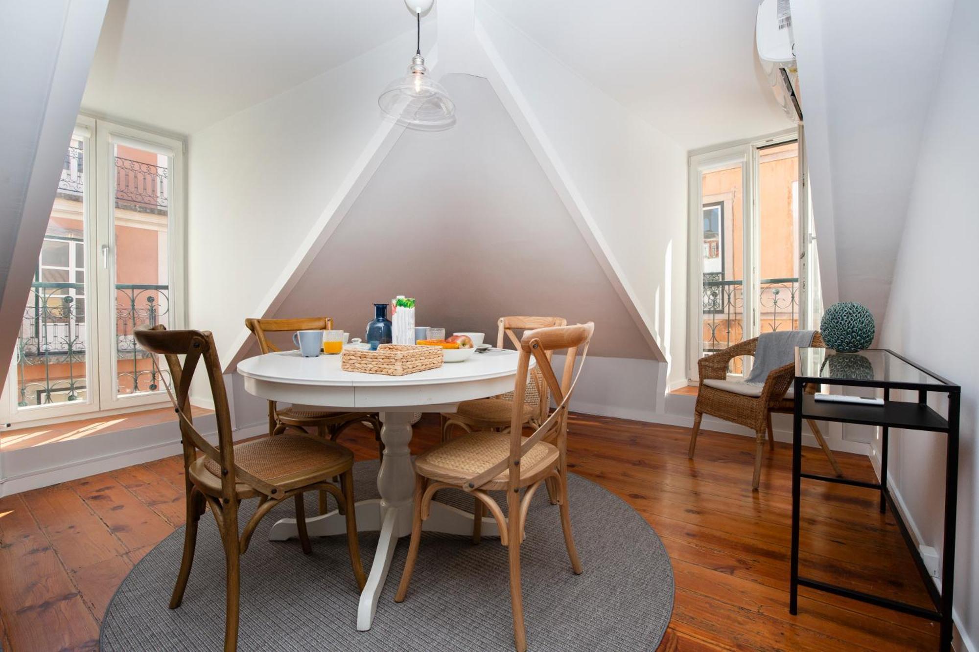 Live Like A Local @ Casa Da Esquina - Wifi & A/c *