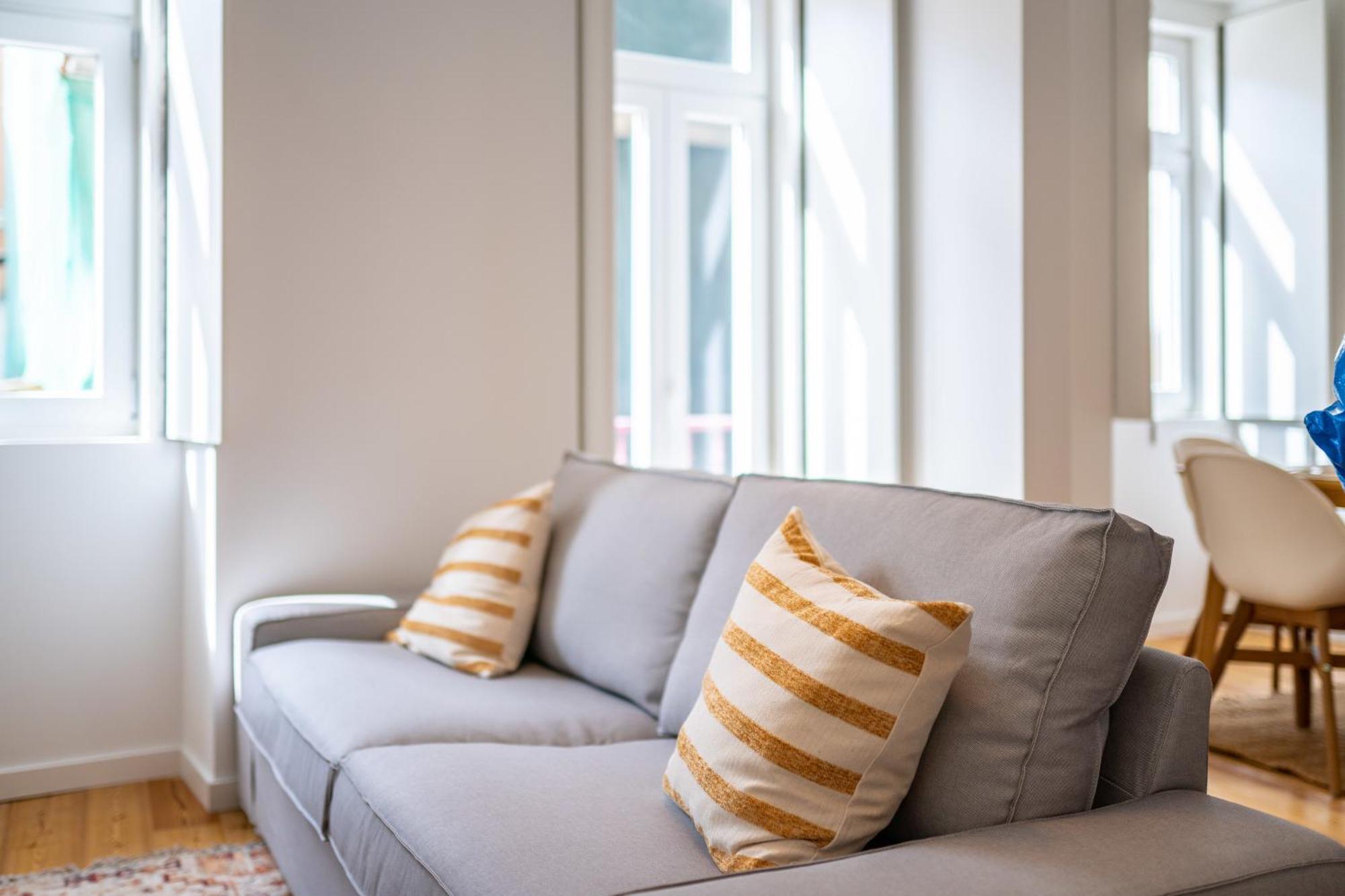 Amaro Ii - Sleek 2 Bedroom In Alcantara * Lisboa