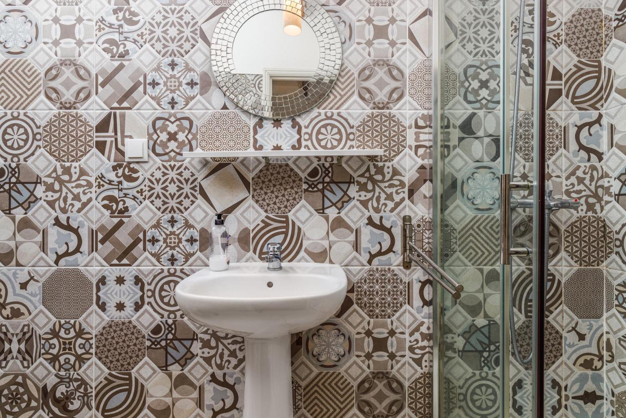 Sublime Apt Medieval Alfama Apartment Lisbon