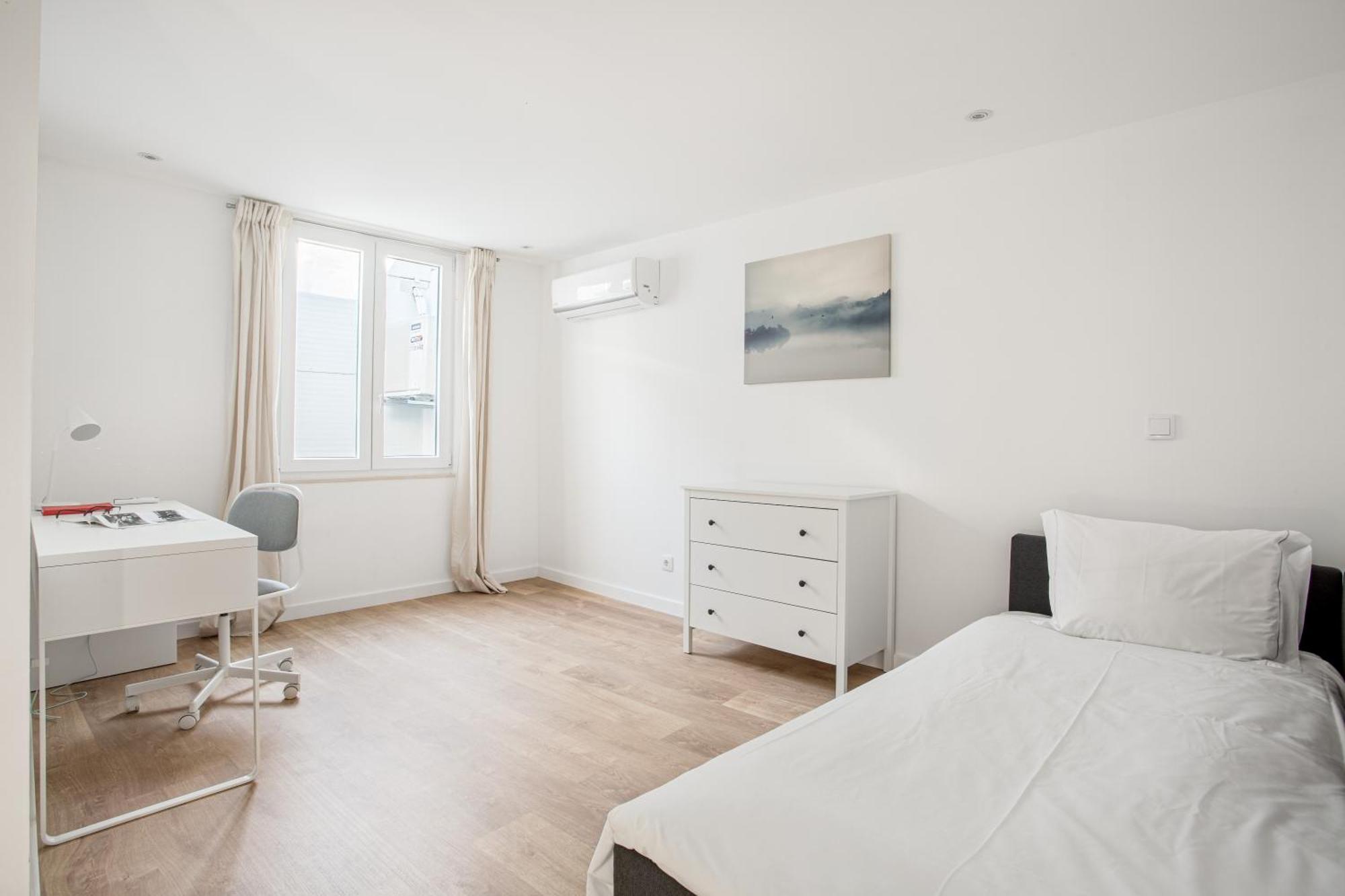Joivy Minimalistic W Patio In Principe Real Apartment Lissabon