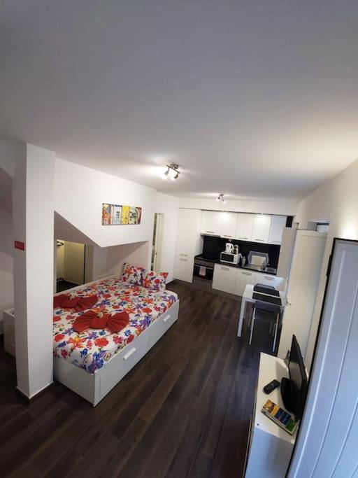 Of The Panteao, 1st Floor Appartement