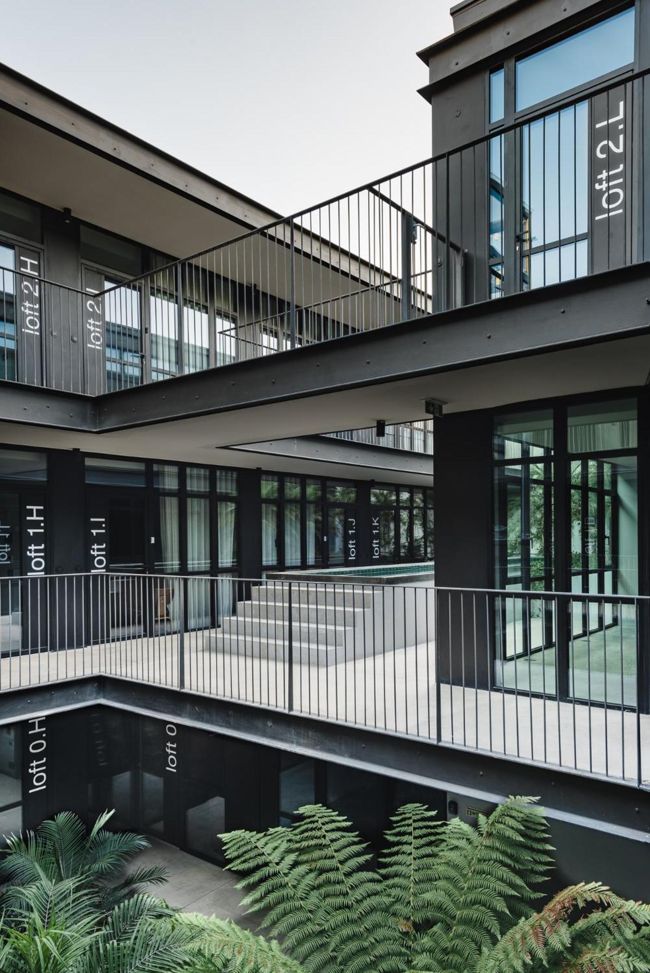 Apartment Five Stars Alcantara Lofts