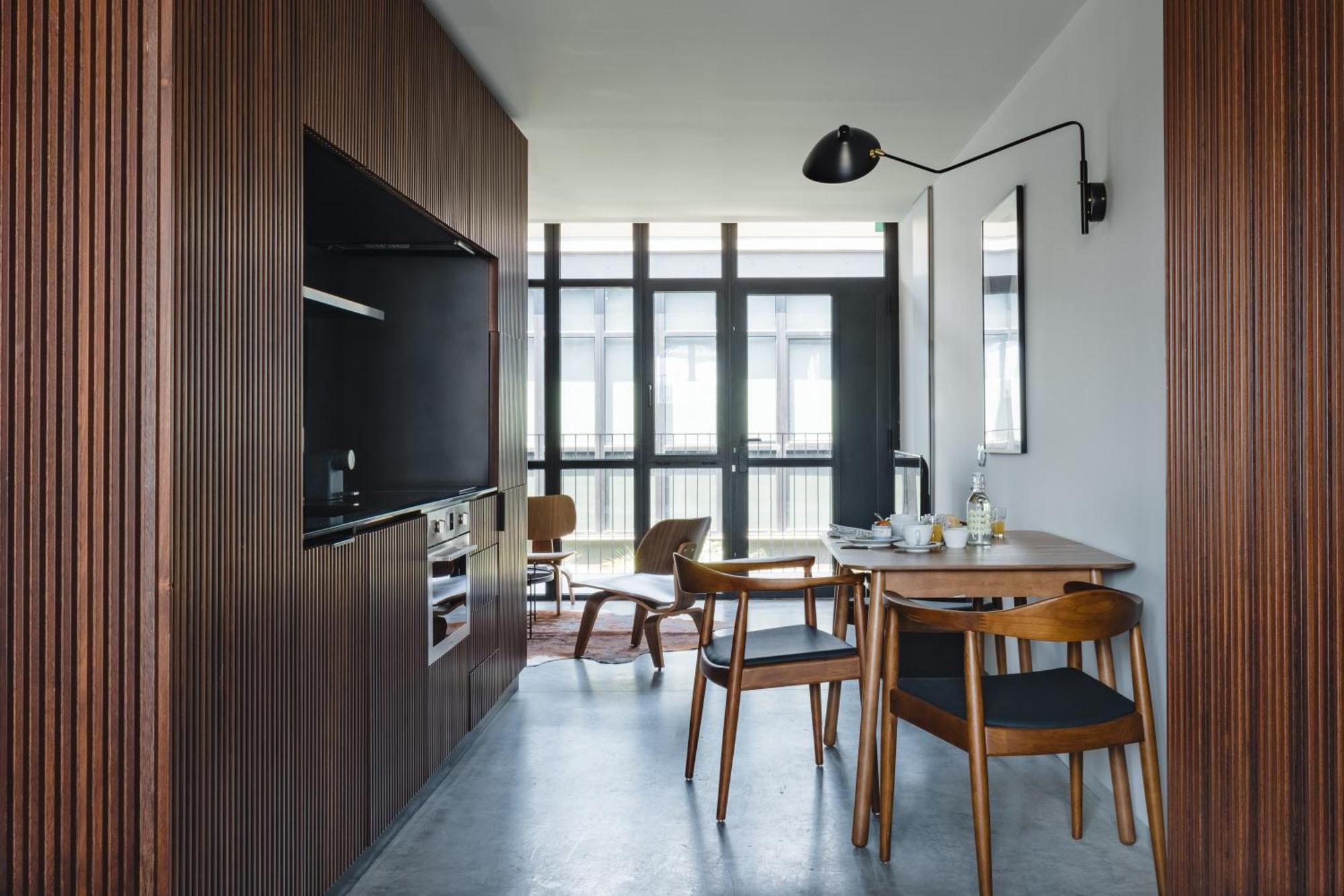 Five Stars Alcantara Lofts Apartment