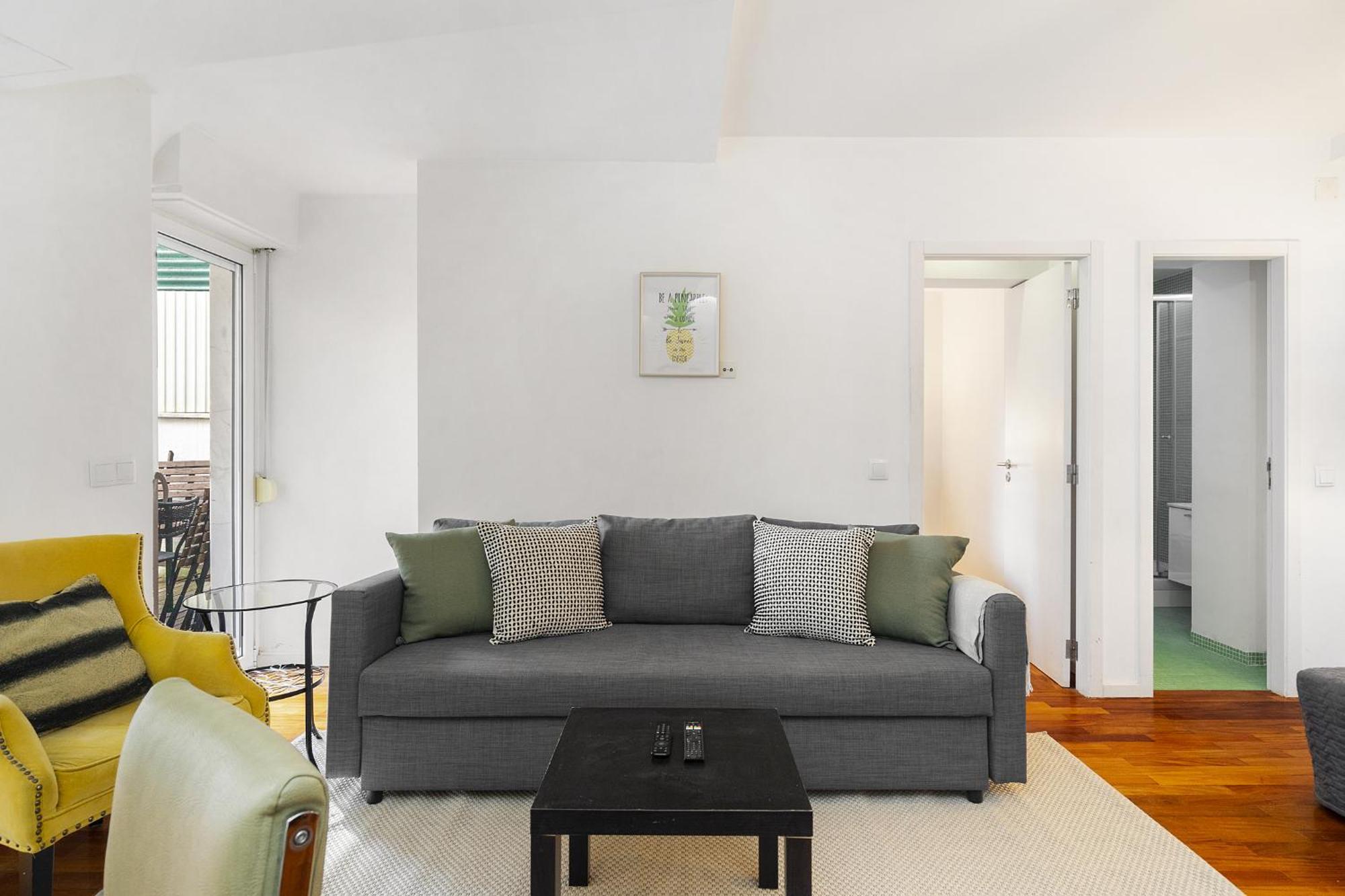 Whome Serenity: Entrecampos Terrace Haven