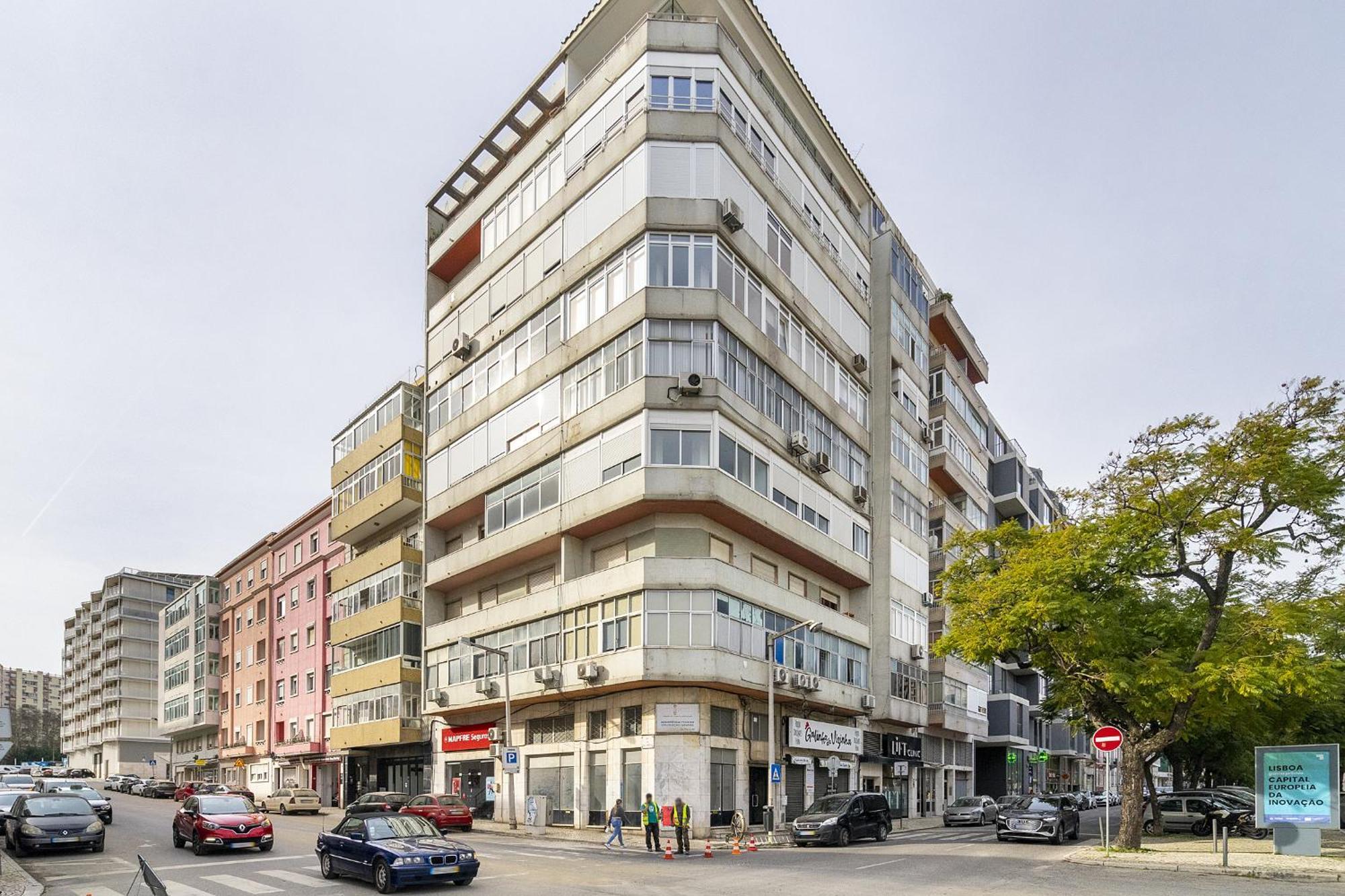 Whome Serenity: Entrecampos Terrace Haven Appartement Lisboa