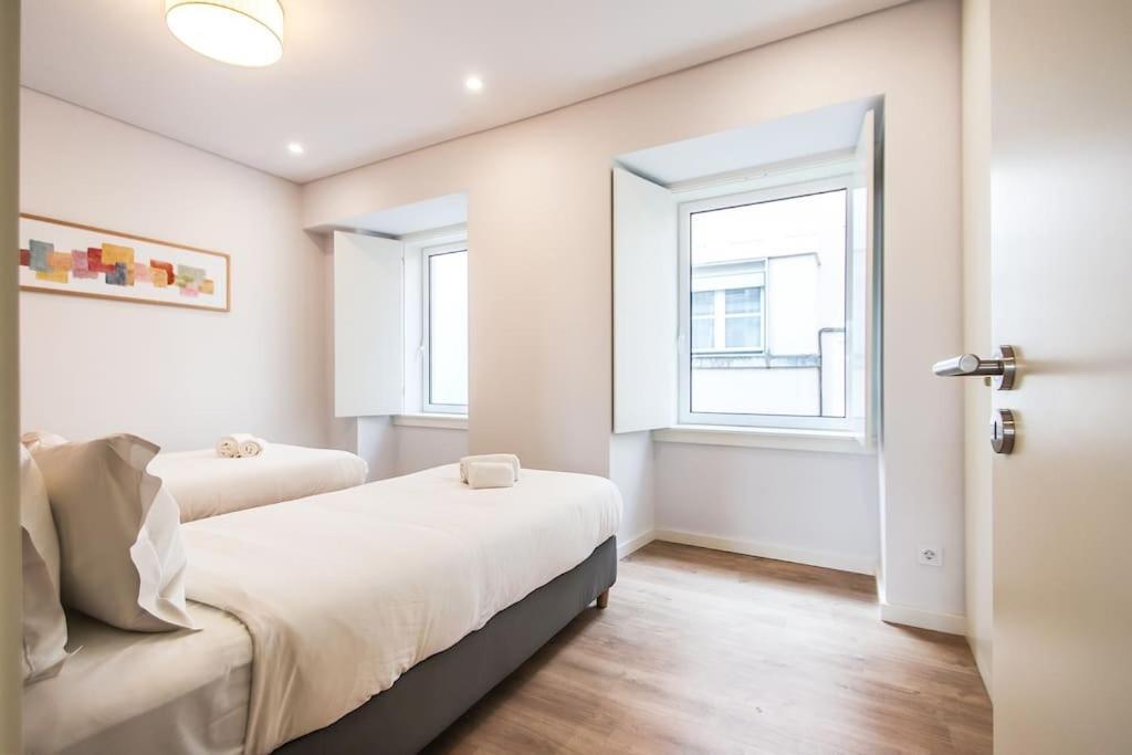 Outstanding Liberdade Spacious 2 Bedroom W Ac Apartment Lisbon