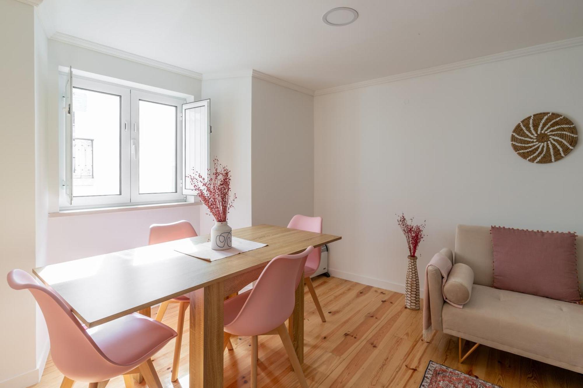 Cozy Bohemian Flat- Berry Appartement