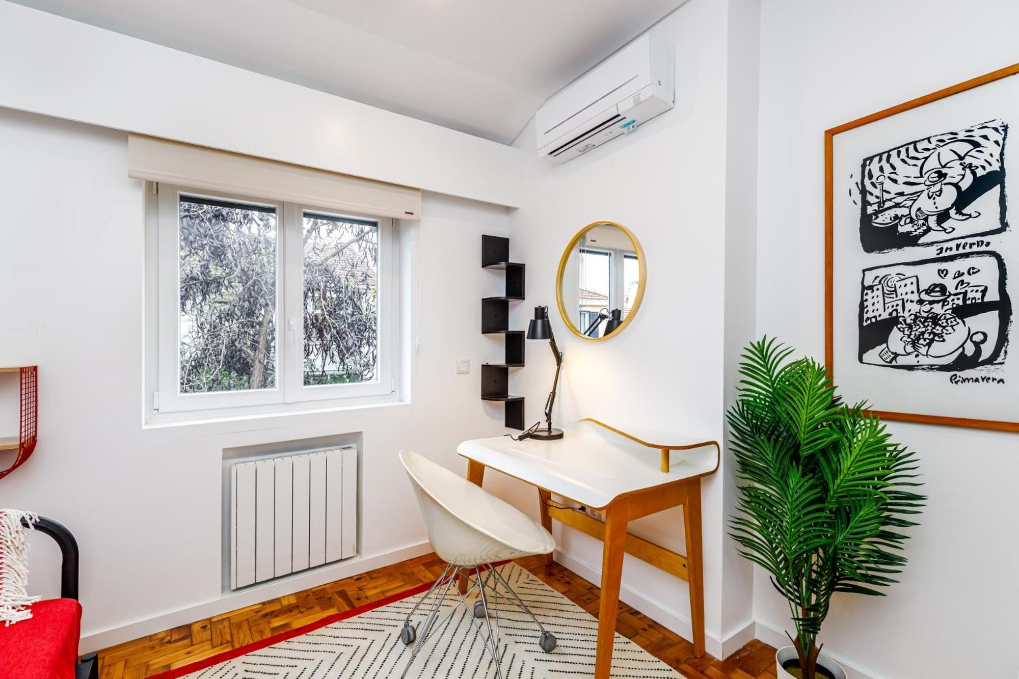 Augusto - A Family House With Pool In The Heart Of *