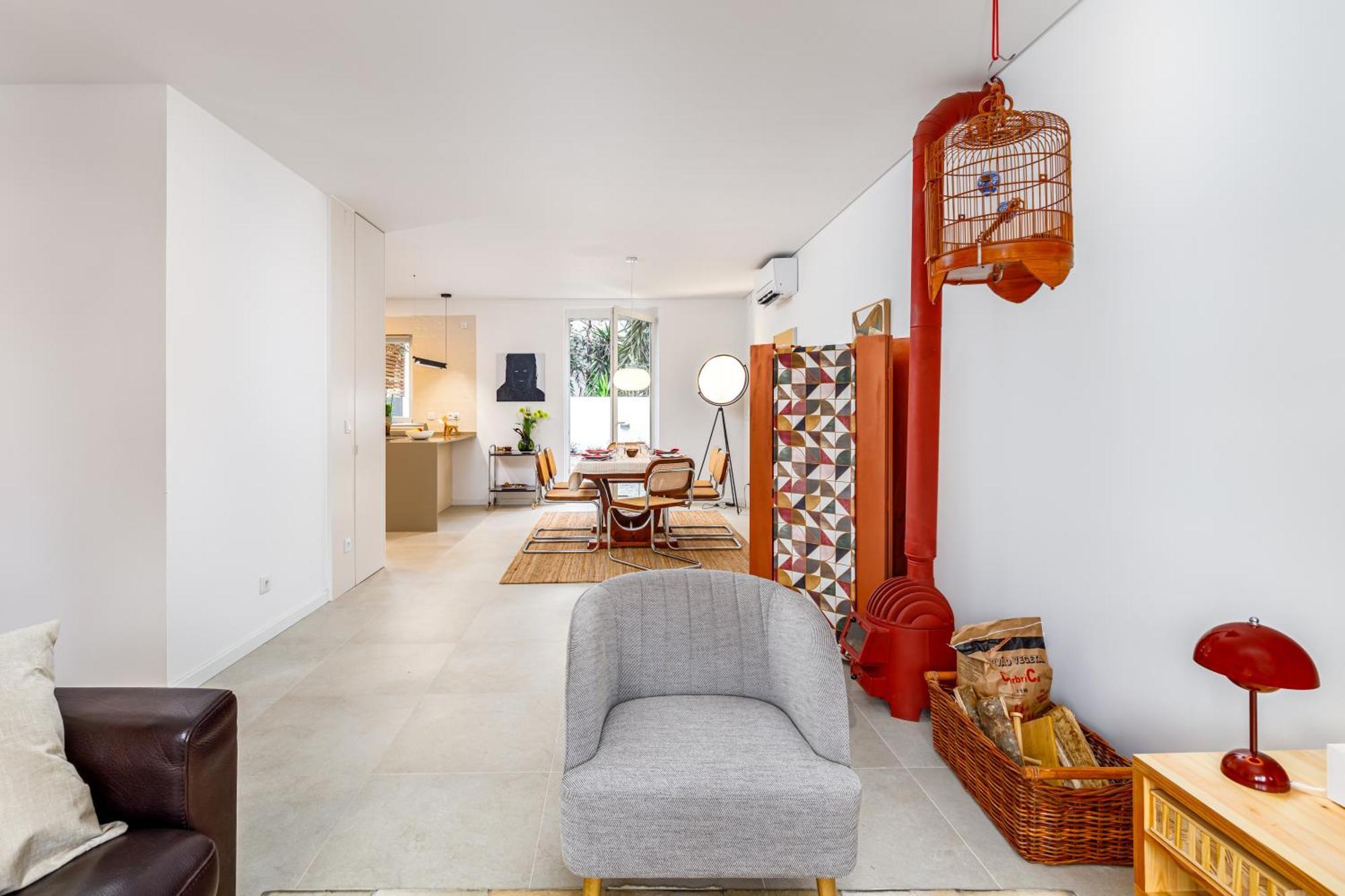 Augusto - A Family House With Pool In The Heart Of Apartment