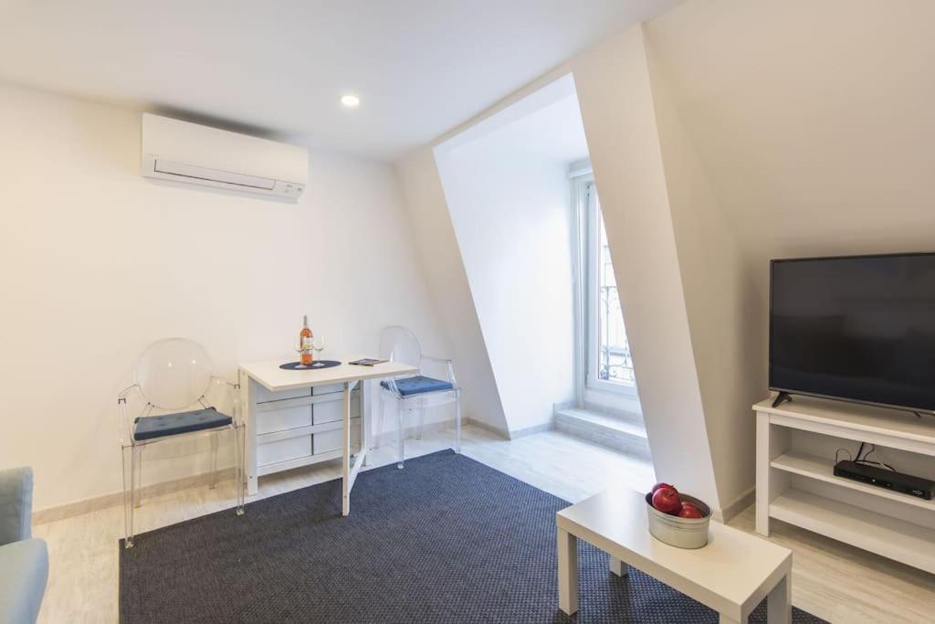 Duplex In Principe Real Apartment *