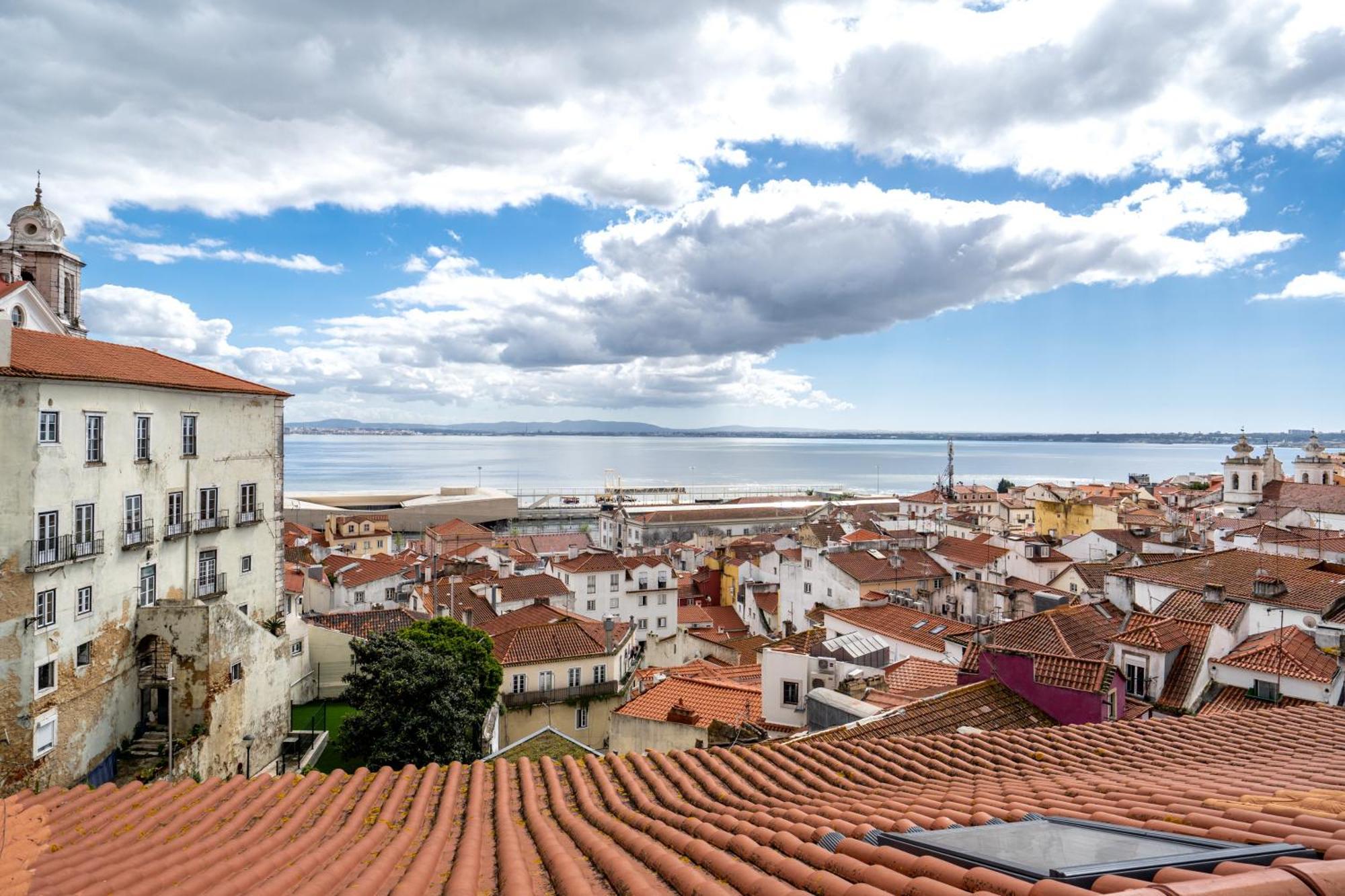 Alfama Terrace 360º - Private Terrace With Exceptional River View With A/c! Appartement