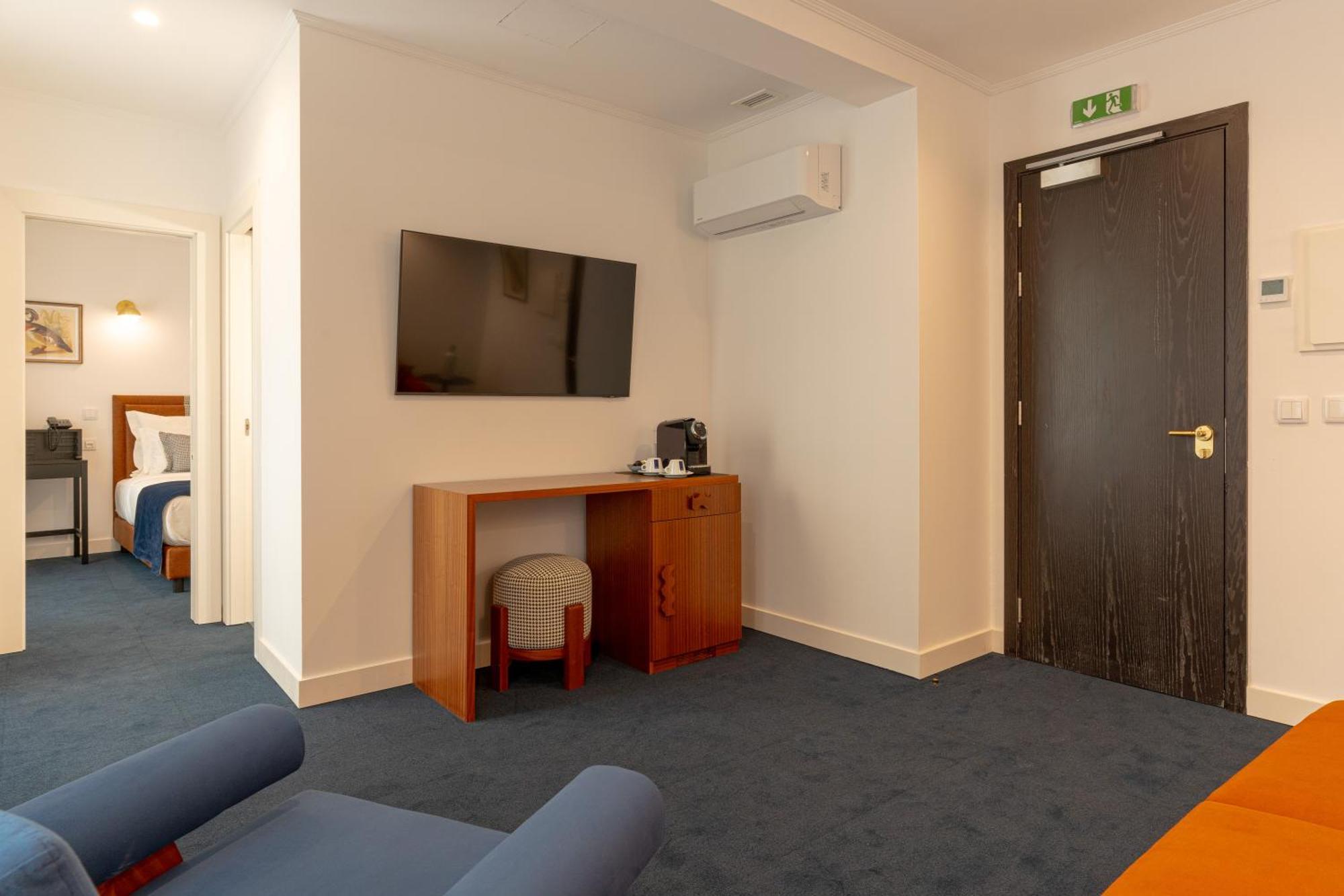 Westlight Madalena 4*