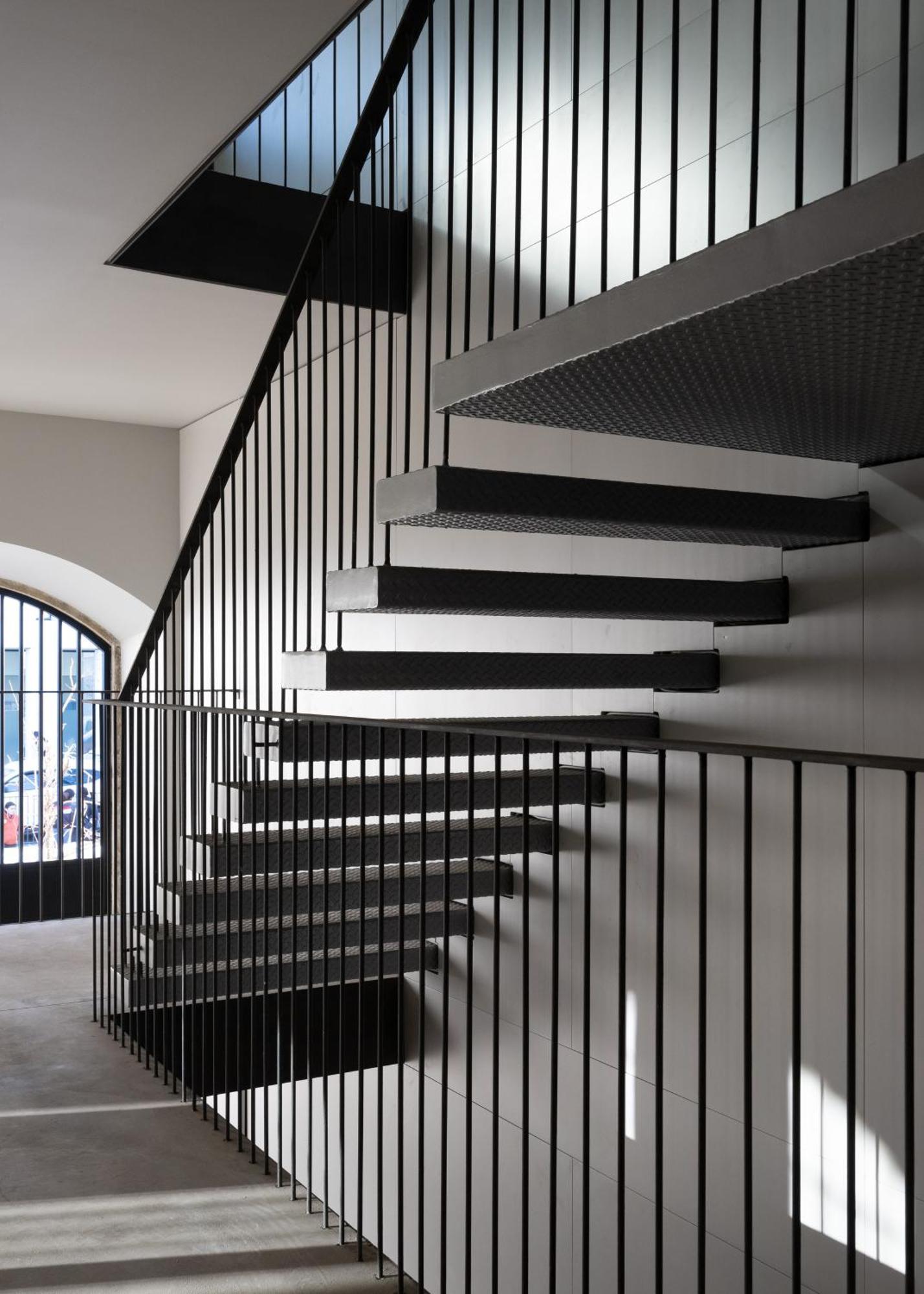 Five Stars Alcantara Lofts Apartment