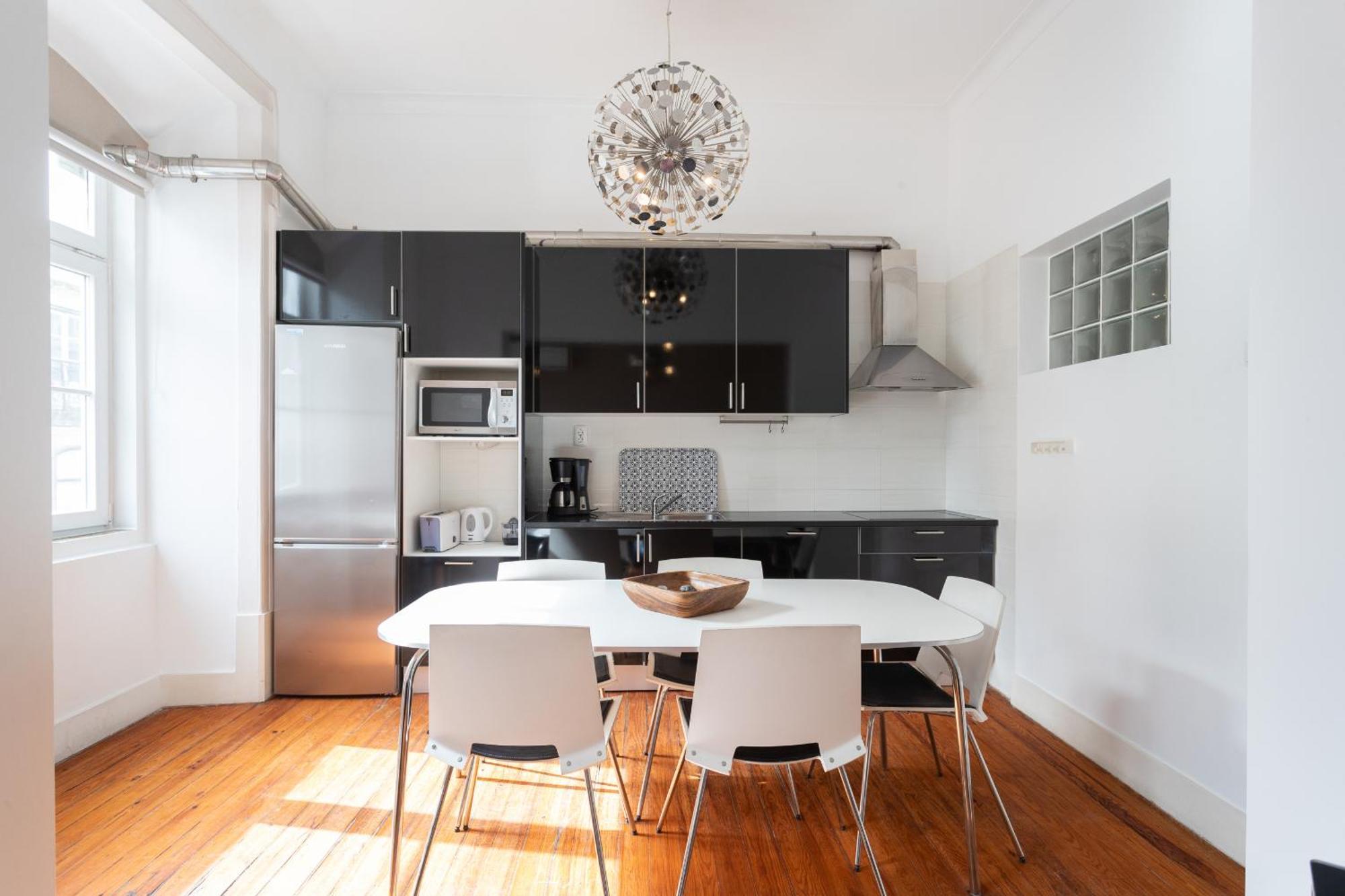 Apartment Santa Justa 24 Downtown Lisbon
