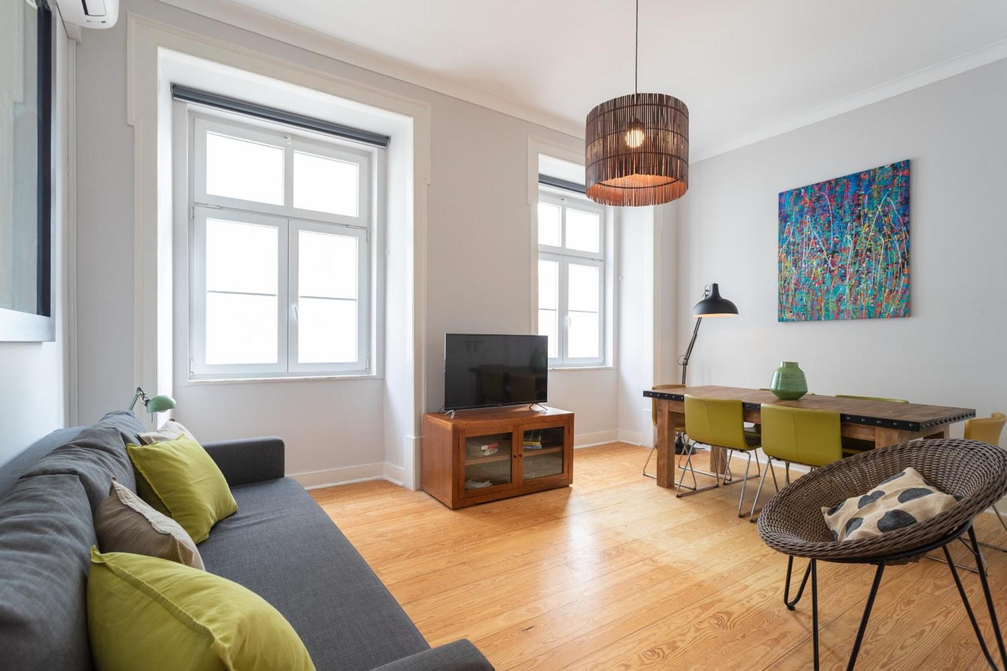 Santa Justa 24 Downtown Apartment *
