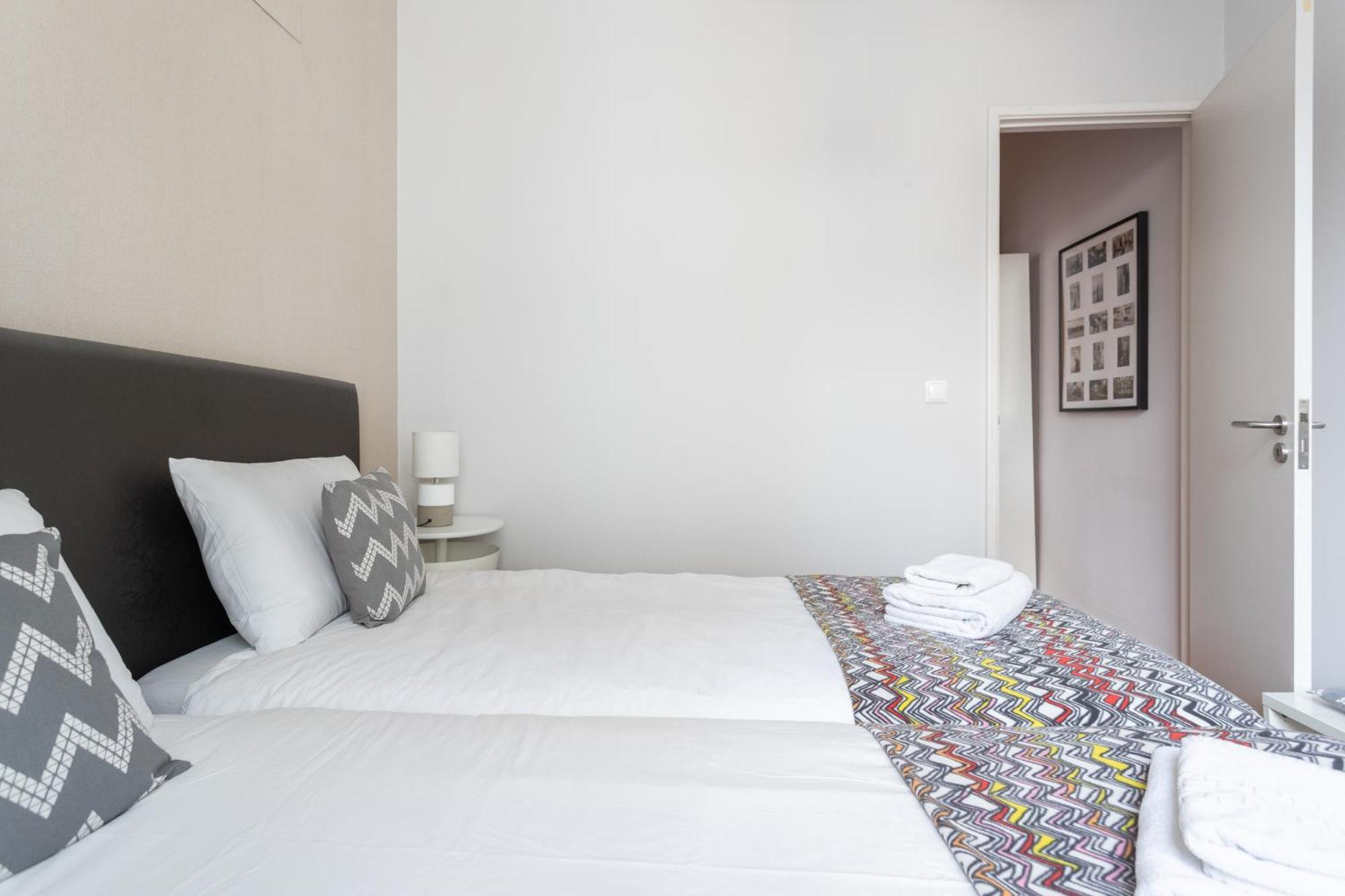 Apartment Santa Justa 24 Downtown *