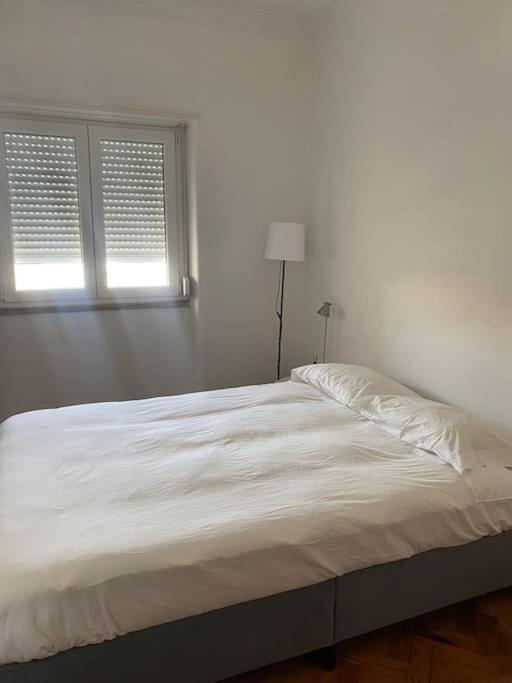Appartement A Lovely Flat In Heart Of Campo De Ourique Lisboa