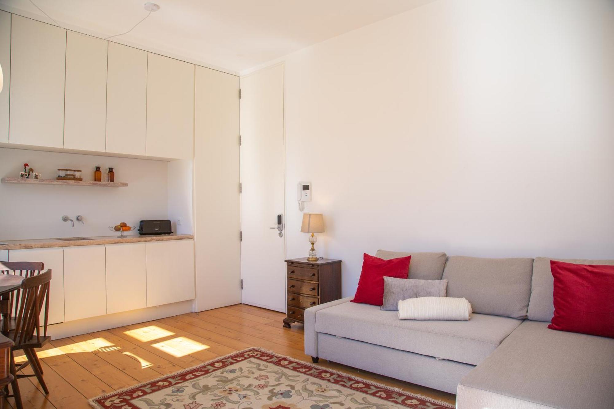 Arsenal 108, Design - New Light Downtown Chiado And River * Lissabon