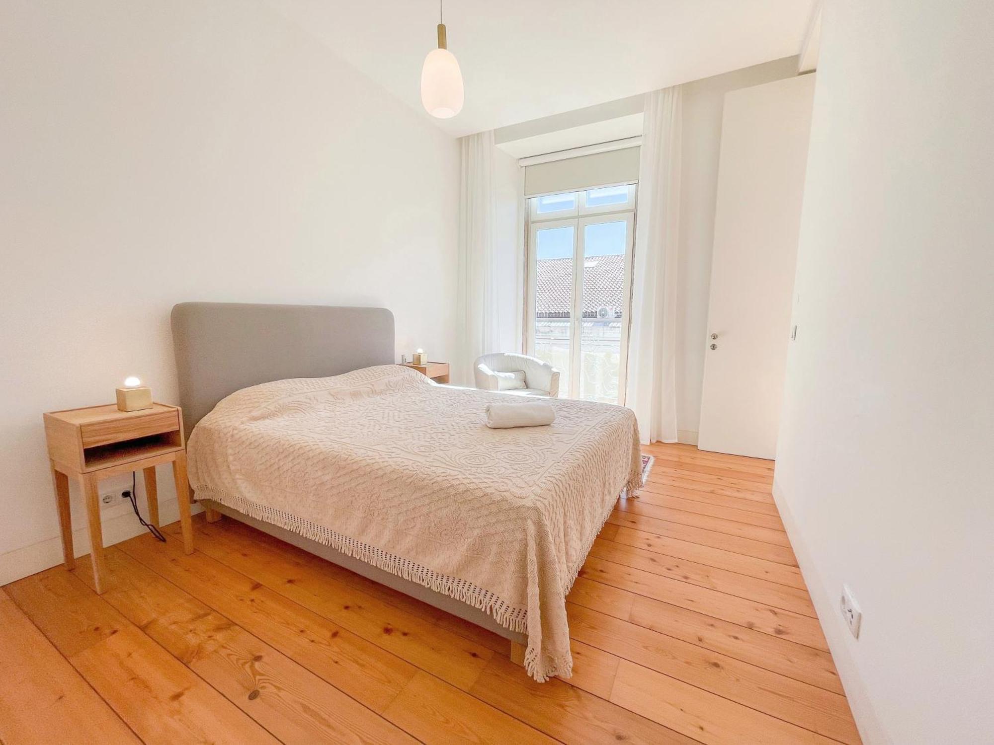 Arsenal 108, Design - New Light Downtown Chiado And River * Lissabon